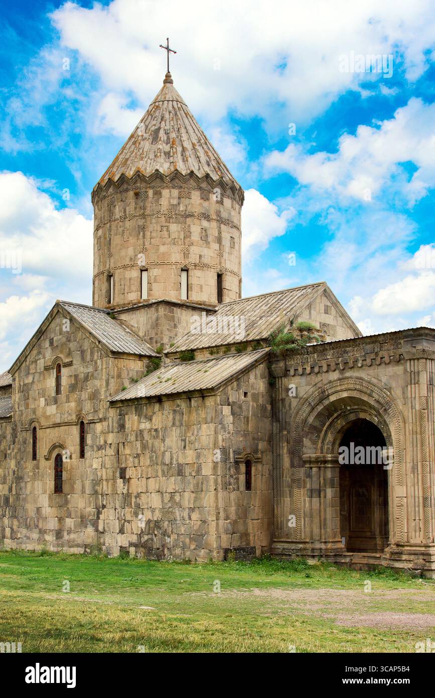 Das antike orthodoxe Tatev-Kloster in den Bergen Armeniens. Stockfoto