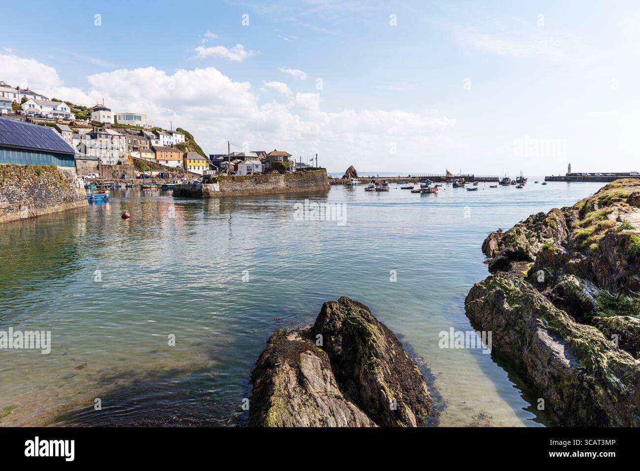 Mevagissey, Cornwall, Großbritannien, England, Mevagissey Harbour, hafen, Hafen, Boote, Fischerboote, Stadt, Mevagissey UK, Mevagissey Cornwall, Cornish, Städte Stockfoto
