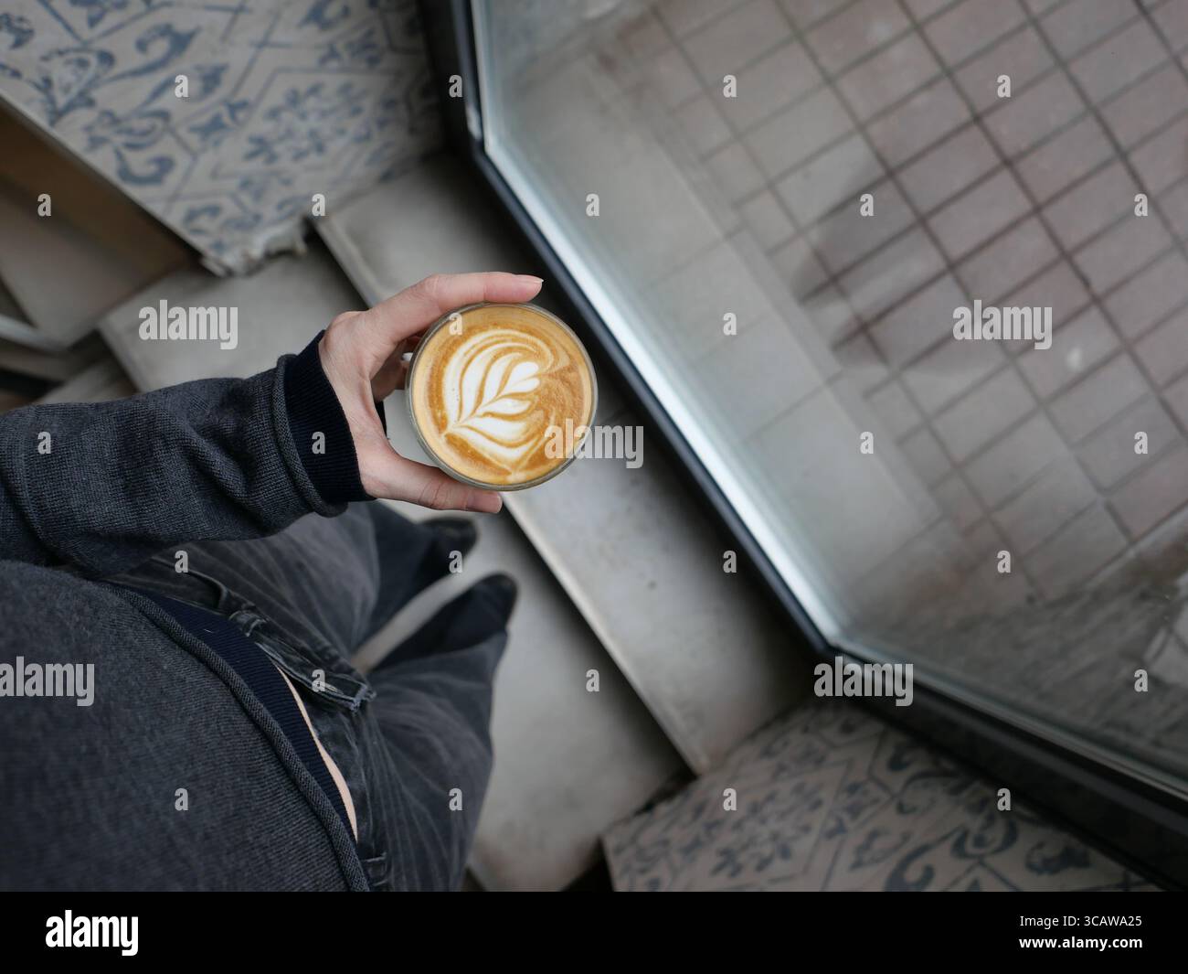 flache weiße Kaffee Stockfoto