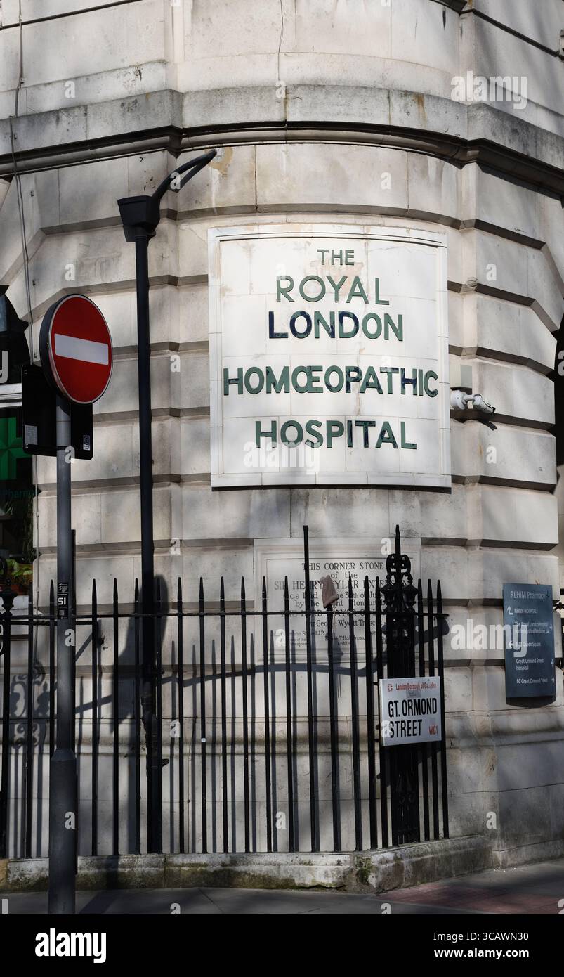Das Royal London Hospital for Integrated Medicine (ehemals Royal London Homöopathic Hospital), Camden, Bllomsbury, London, Vereinigtes Königreich. Stockfoto