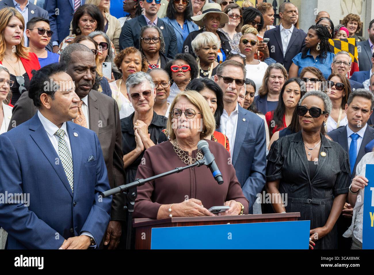 August 2025. Boston, MA. Cecilia Aguiar – Curry Texas Senate Democrats veranstaltete eine Pressekonferenz mit staatlichen Legi Stockfoto