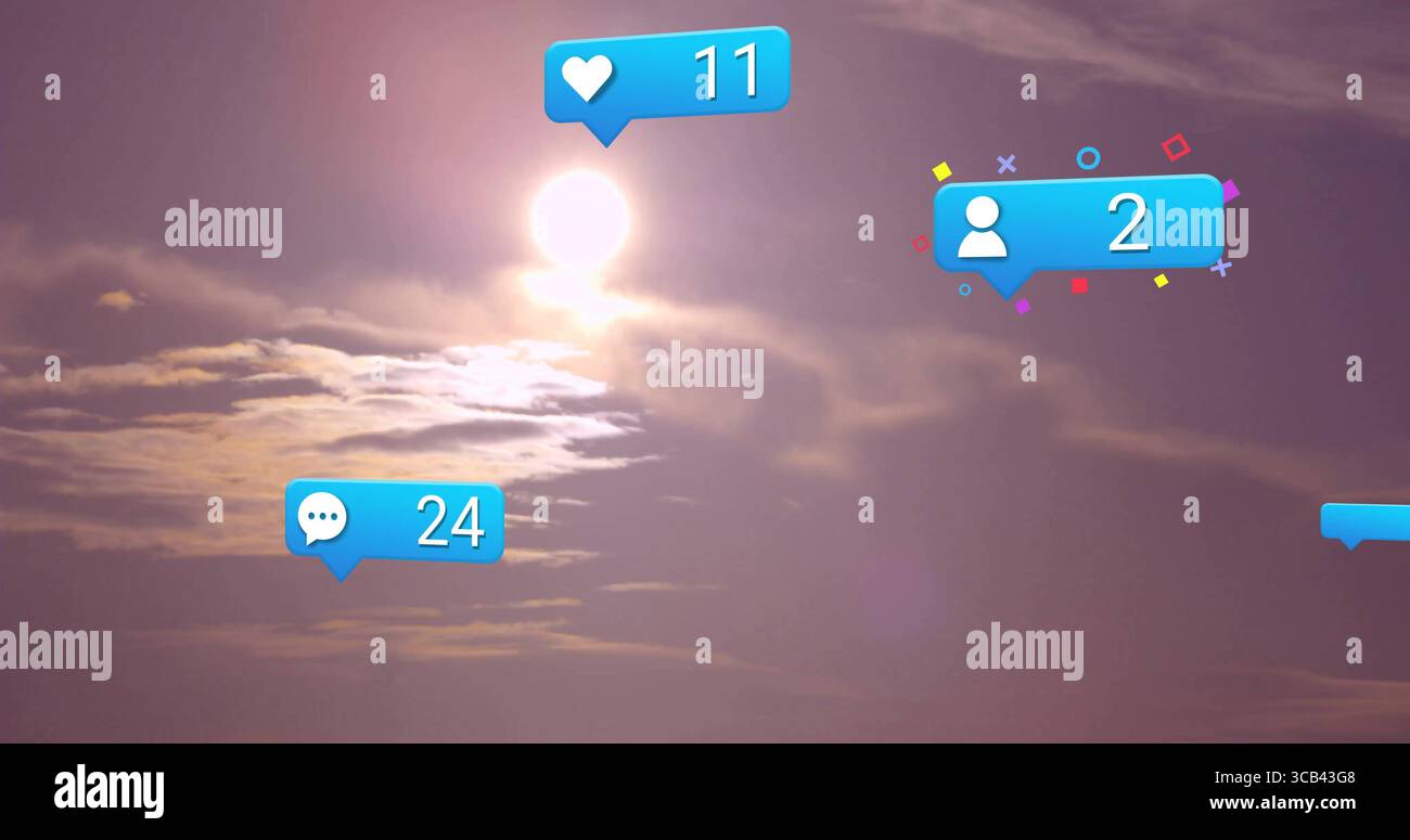 Glühende Sonne, die bei Sonnenuntergang hinter schwebenden Wolken leuchtet, mit schwimmendem Herz11, Kommentar24, user2-Symbole Stockfoto