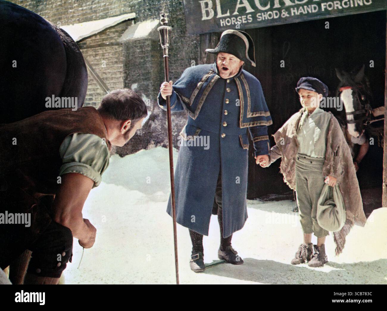 März 2023, Großbritannien: Harvey Secombe (Mitte), Mark Lester (rechts), am Set des britischen Musikfilms „Oliver!“, Columbia Pictures, 1968 (Credit Image: © JT Vintage Via ZUMA Press Wire) Stockfoto