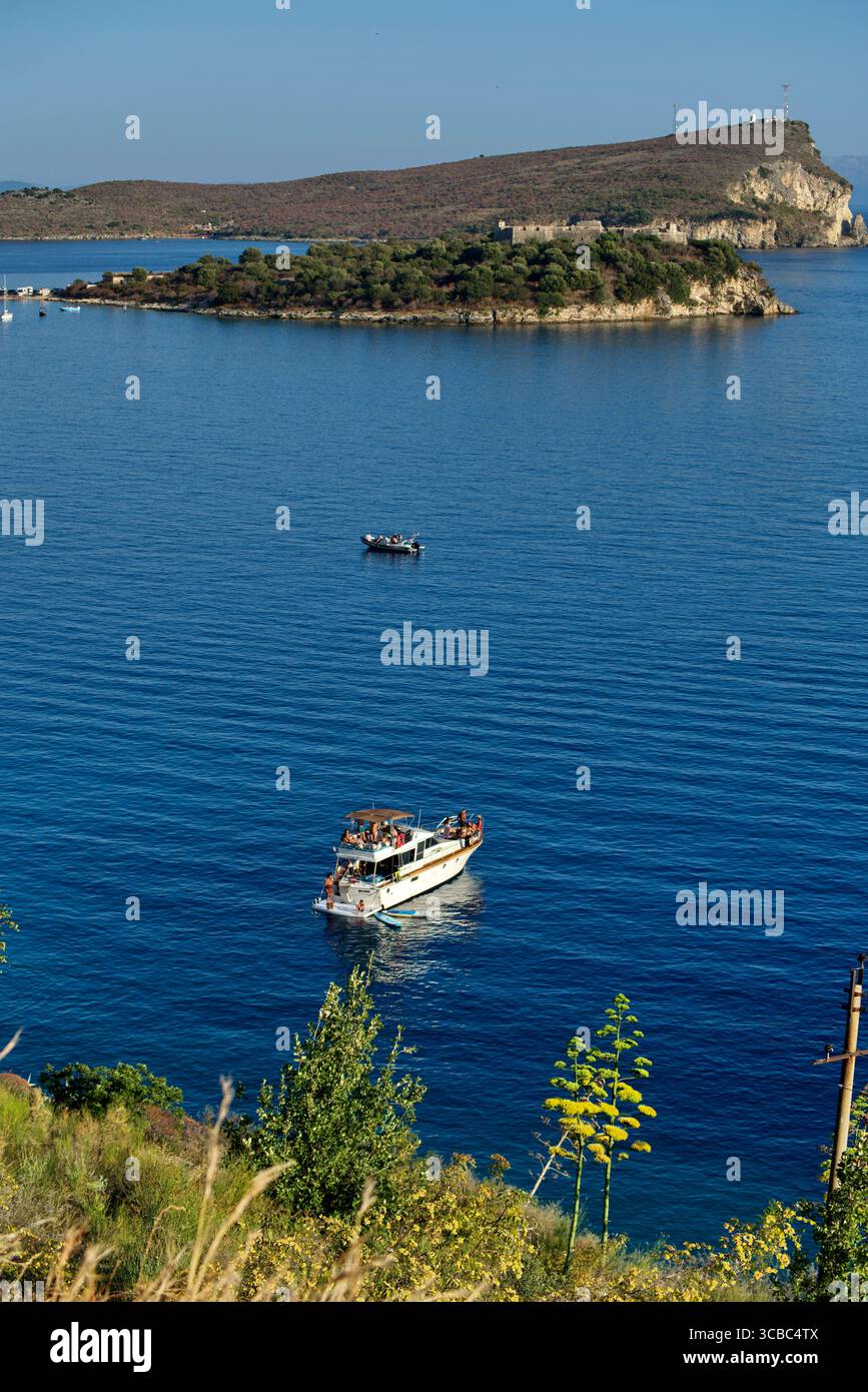 la costa e il Mare presso Porto Palermo Stockfoto