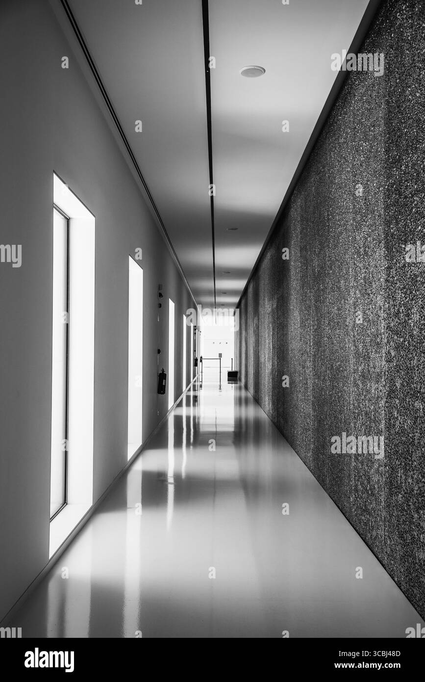 Titel: Lissabon, Portugal - 7. Juli 2025: Die Innenräume des Museu do Tesouro Real in Lissabon Portugal Stockfoto