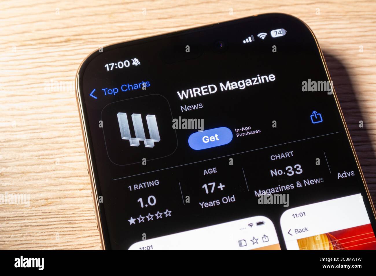 Ostrava, Tschechien - 28. Januar 2025: Apple App Store mit Wired Magazine News Mobile App App App App Stockfoto