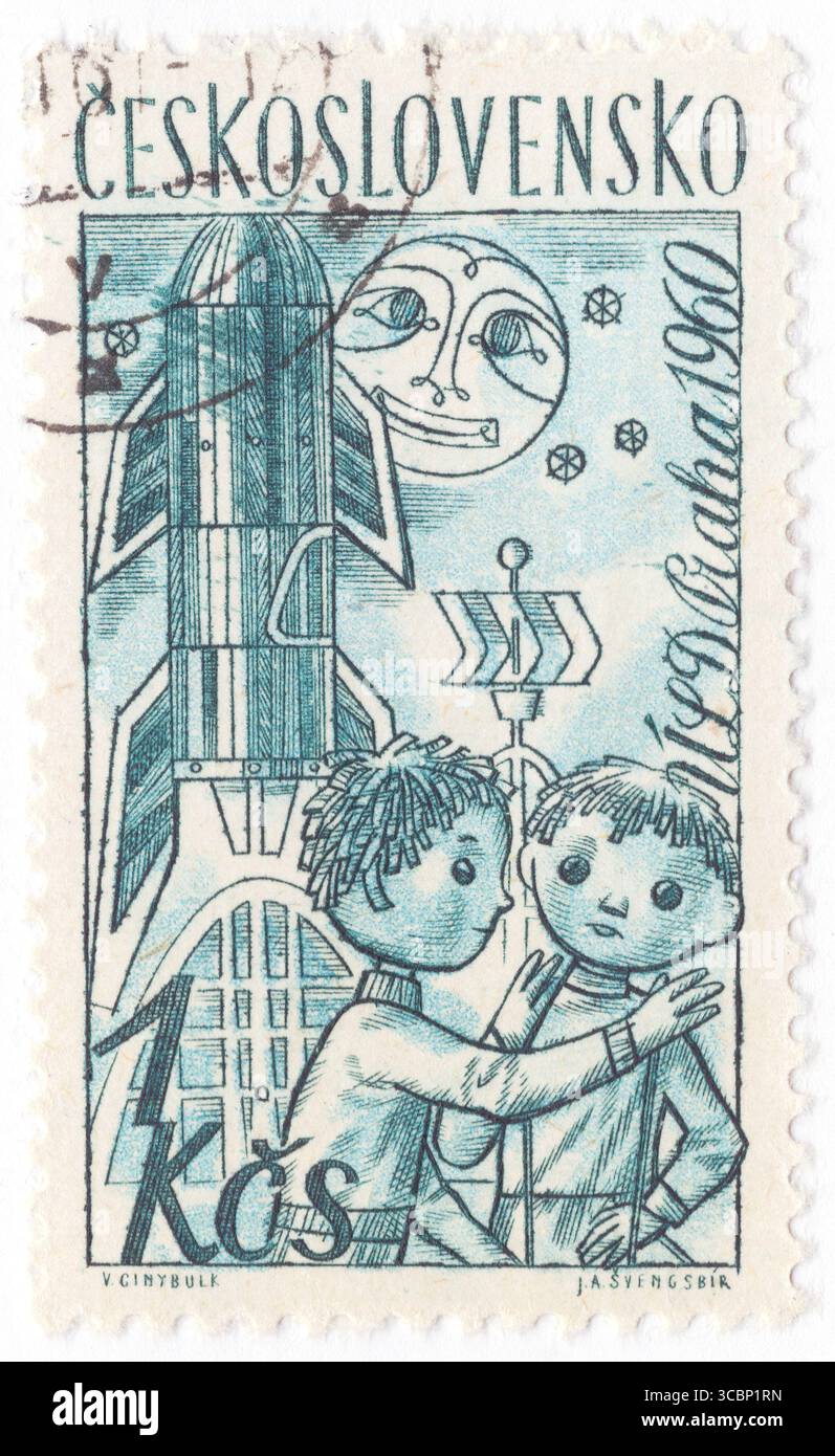 TSCHECHOSLOWAKEI - 20. Juni 1961: 1 kronen-grüne und hellblaue Briefmarke mit Sternenschiff und Kindern Stockfoto