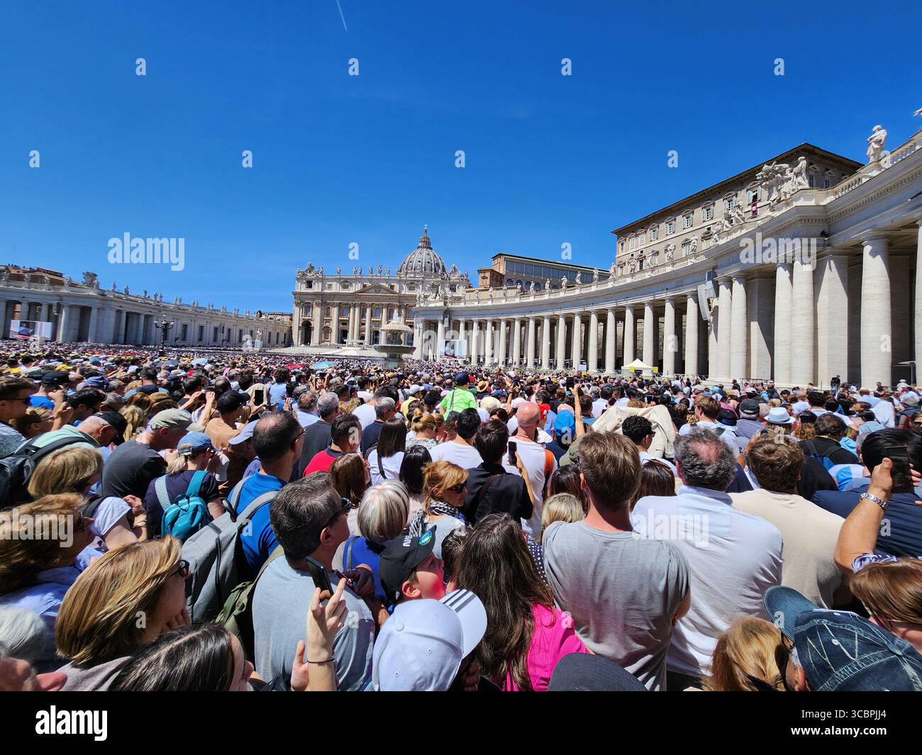 Eine der ersten Audienzen am Mittwoch, die Papst leo XIV. Gab Stockfoto