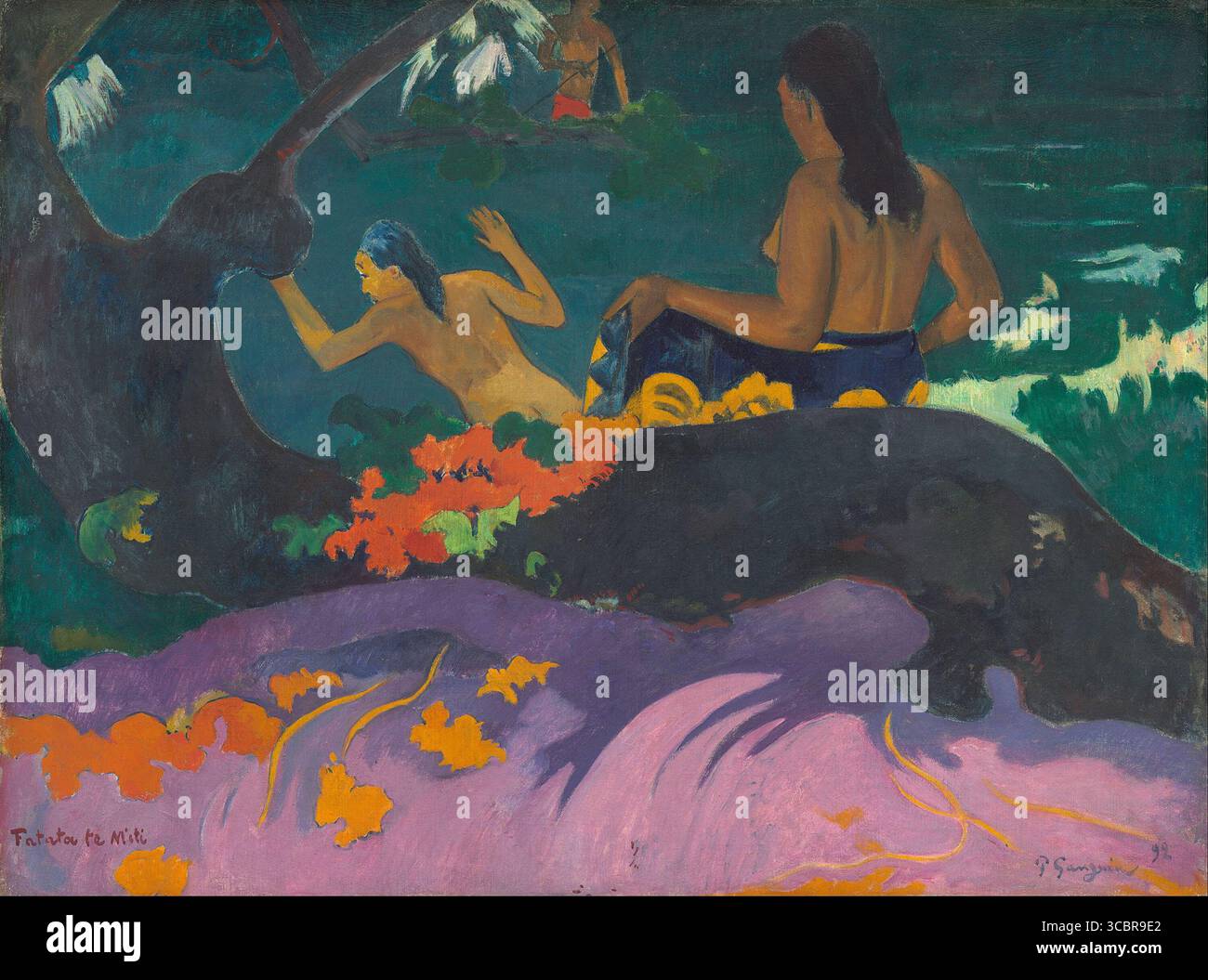 Fatata te miti (am Meer), ein Ölgemälde des französischen postimpressionistischen Künstlers Paul Gauguin (1848–1903) aus dem Jahr 1892. Zeigt eine tahitianische Küstenszene in lebhaften Farben und stilisierten Formen. Stockfoto
