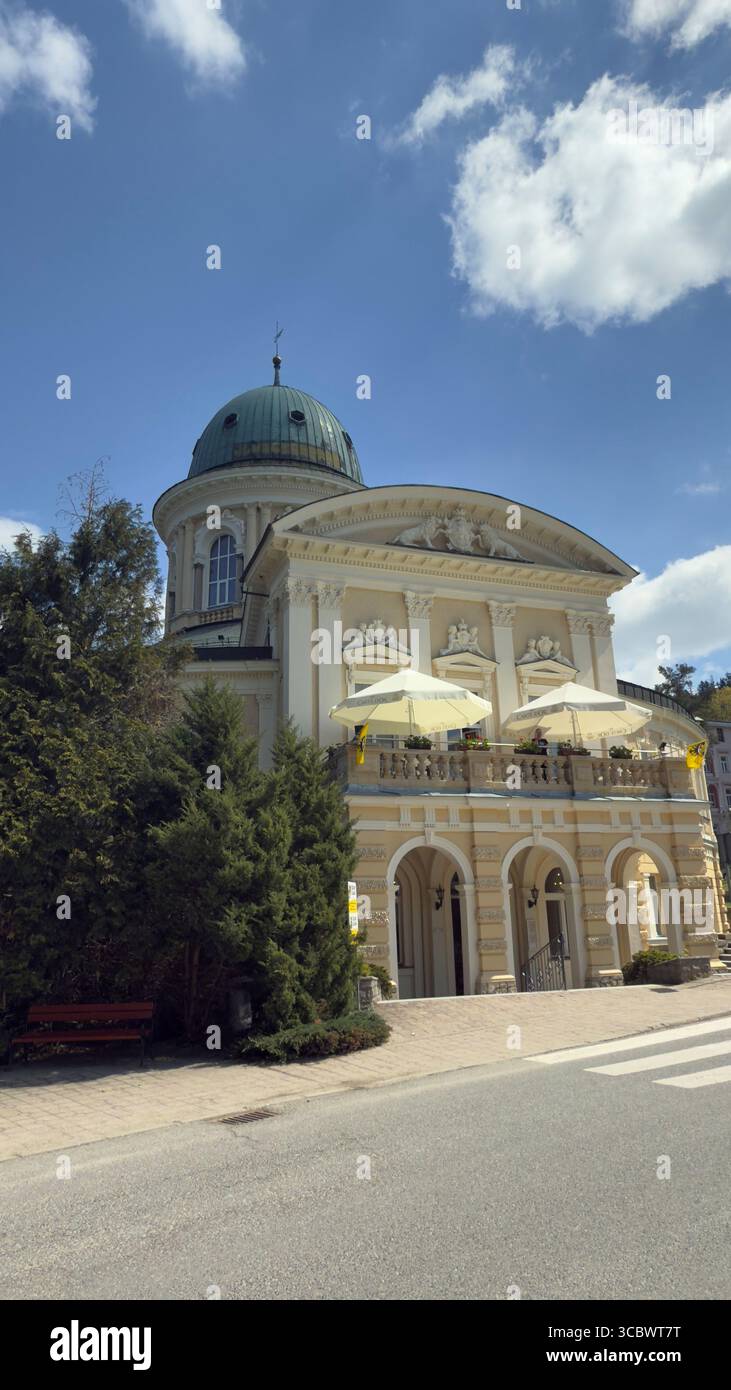 Neobarockes Kurgebäude Zdoj Wojciech in Polen Stockfoto