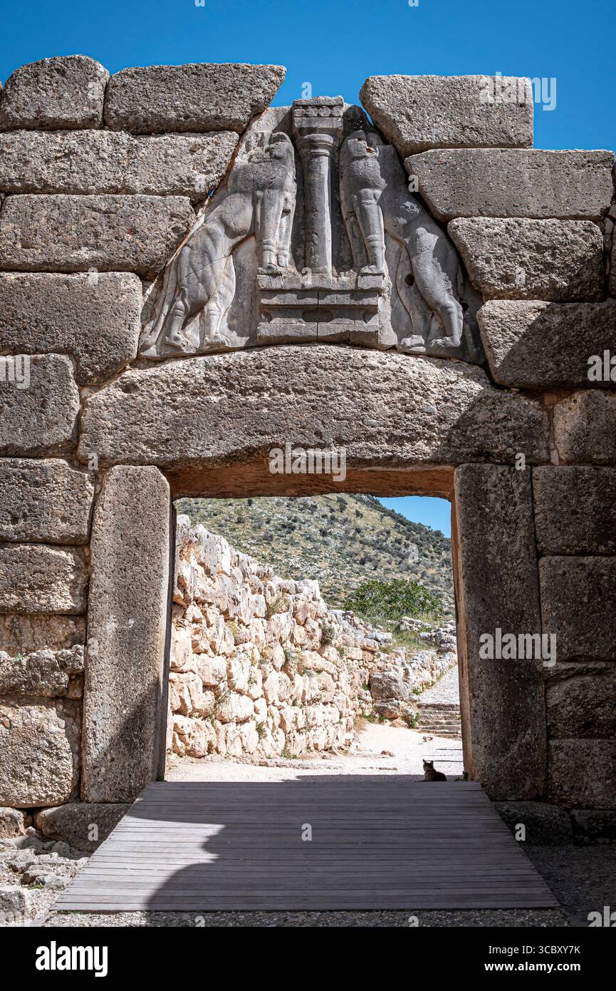 Löwentor, Haupteingang der Zitadelle von Mykene. Archäologische Stätte von Mykene auf dem Peloponnes Griechenland. Stockfoto