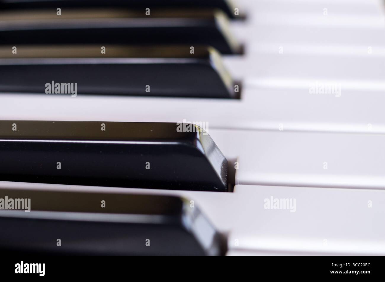 Detailfoto der Tasten eines Klaviers Stockfoto