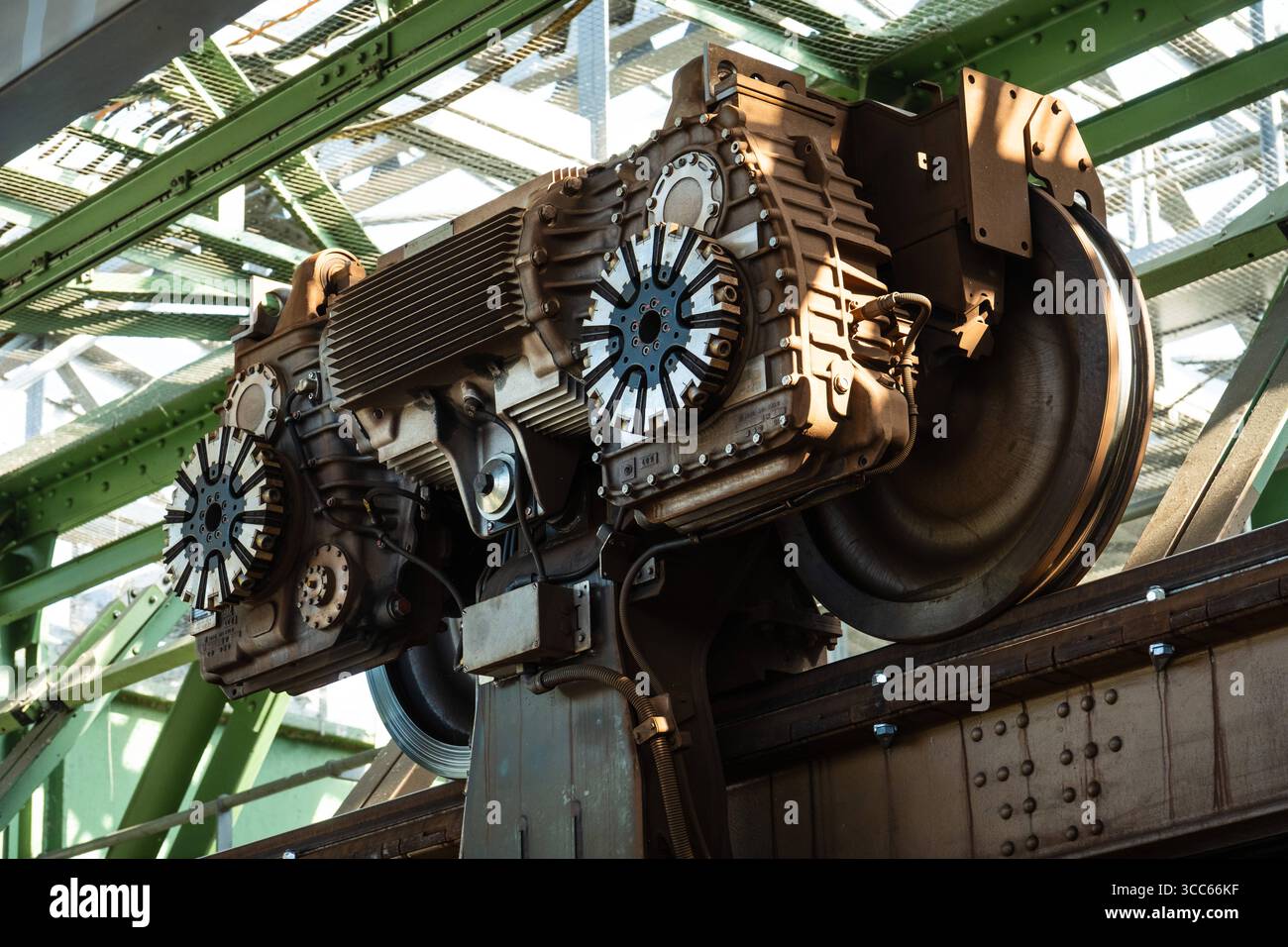 Radaufhängung der Wuppertaler Schwebebahn, Wuppertal, Deutschland *** Radaufhängung der Wuppertaler Schwebebahn, Wuppertal, Deutschland Stockfoto