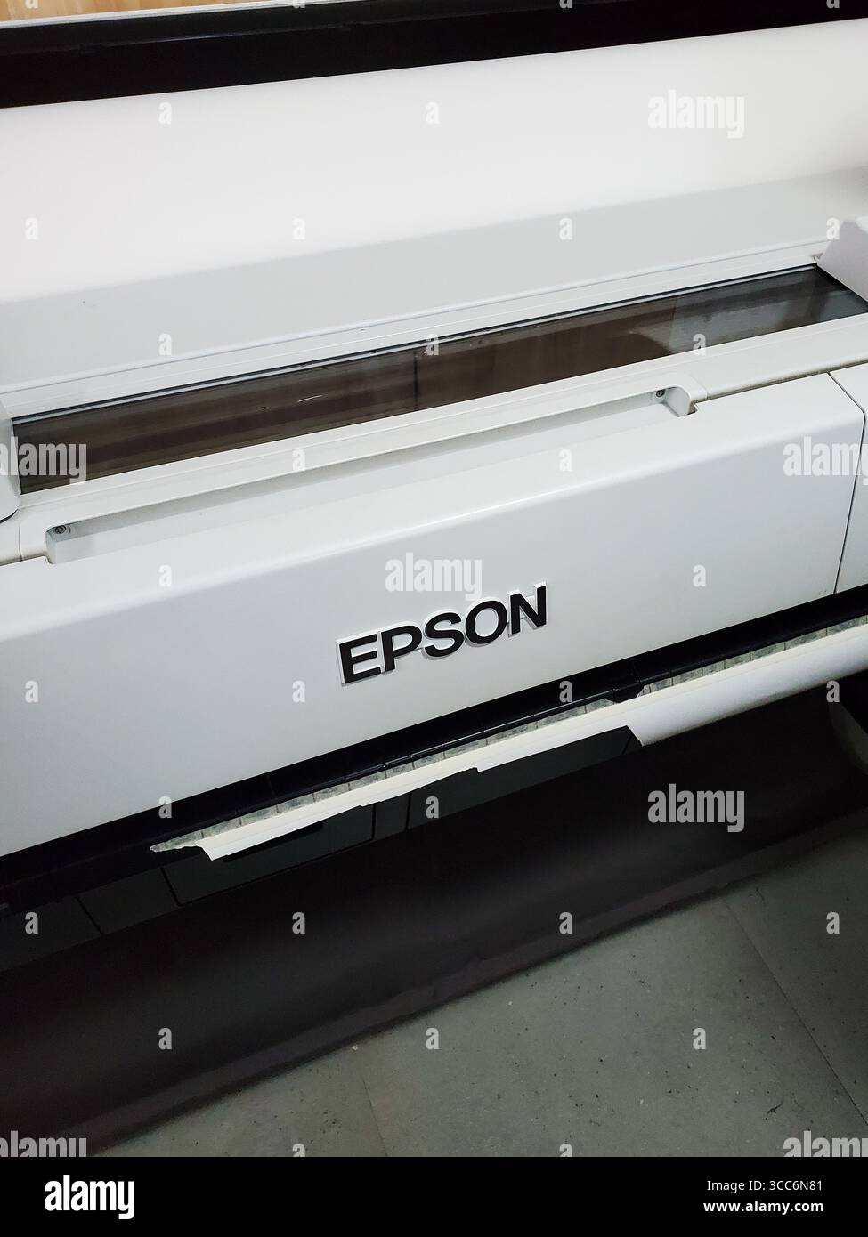 Epson Breitformat-Tintenstrahldrucker in Professional Print Studio Stockfoto