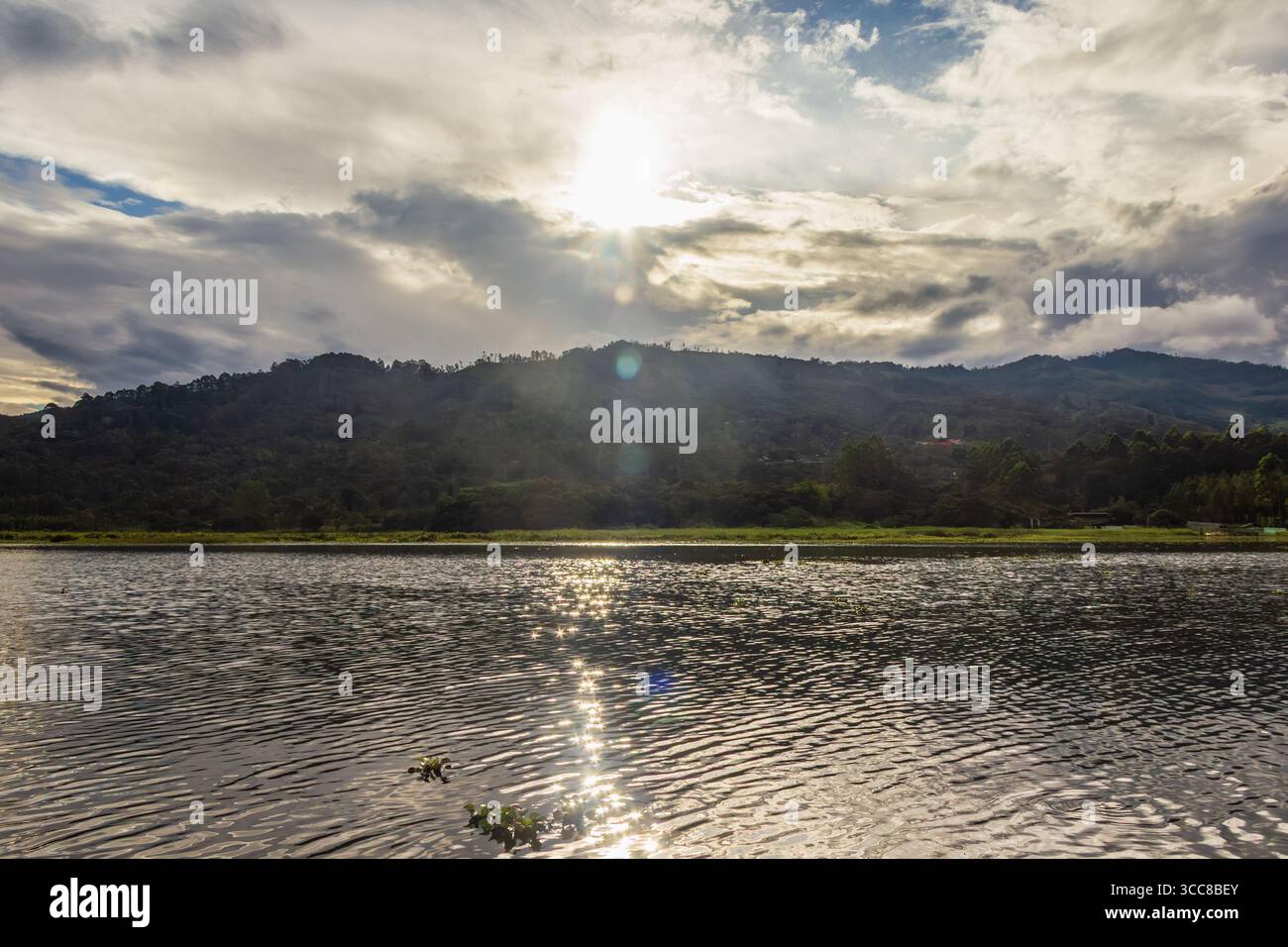 El Oconal Lagune in Villa Rica - Oxapampa, Pasco, Peru Stockfoto