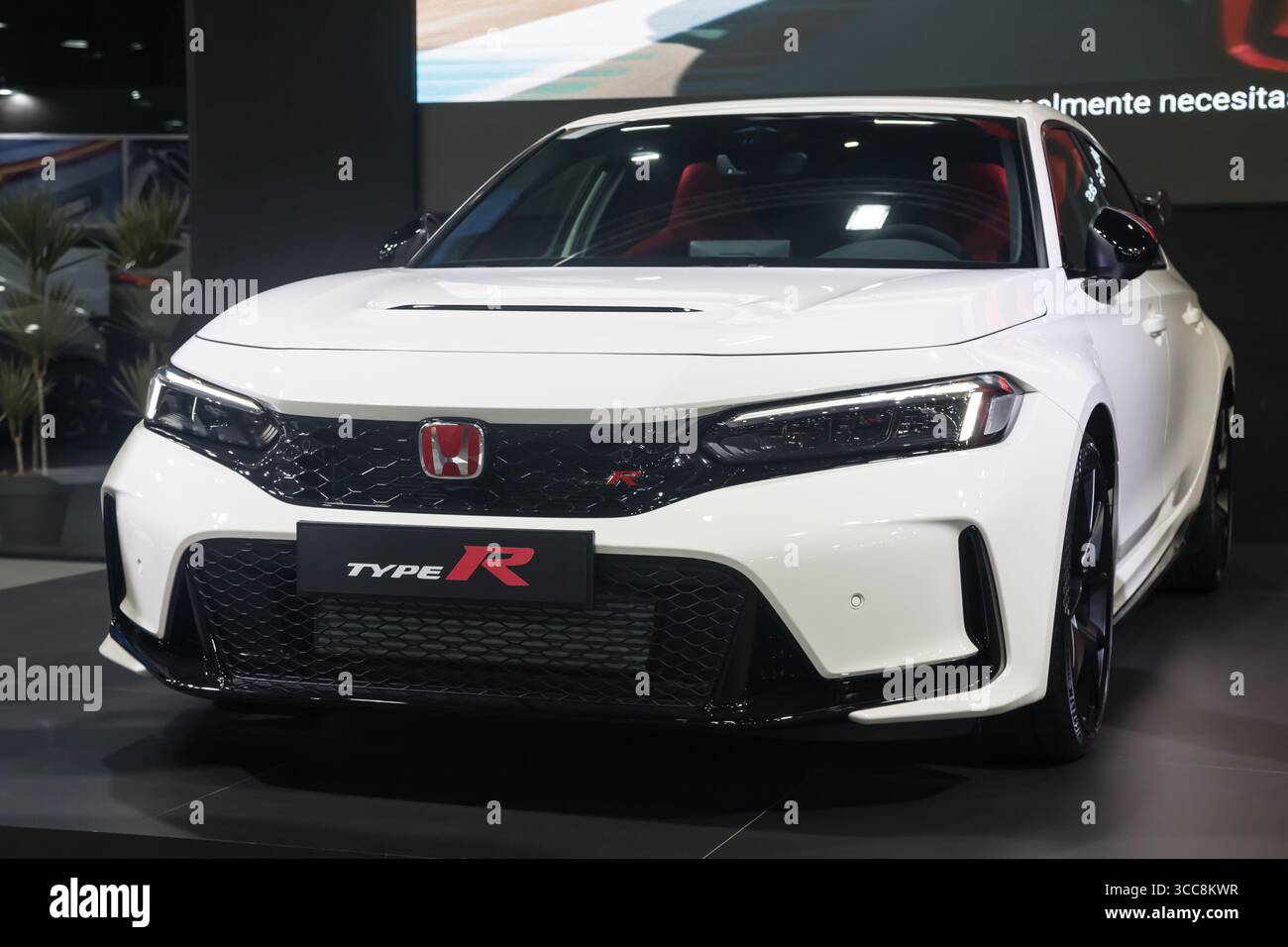 Barcelona, Spanien – 19. Mai 2025: Honda Civic Type-R auf der Automobile Barcelona 2025 in Barcelona, Spanien. Stockfoto