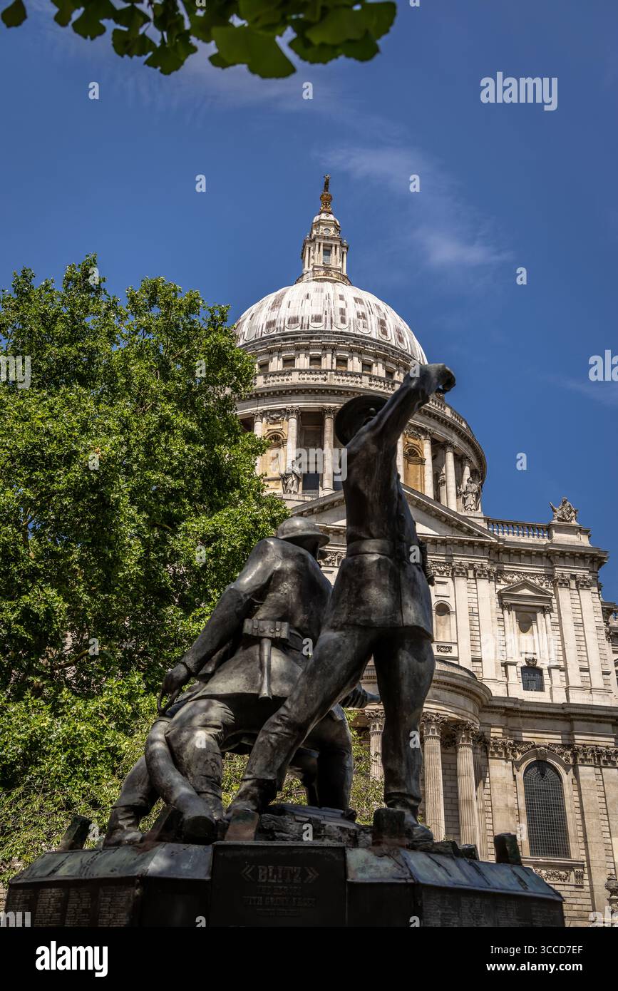 Feuerwehrdenkmal, St. Pauls, London, England, Großbritannien Stockfoto