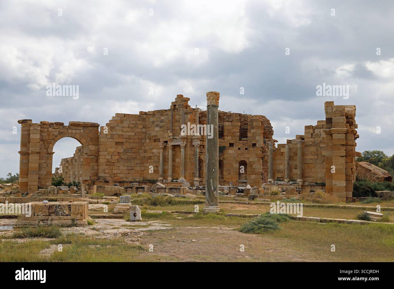 Das Nympheum bei Leptis Magna wurde für die Ankunft von Septimius Severus im 3. Jahrhundert erbaut Stockfoto
