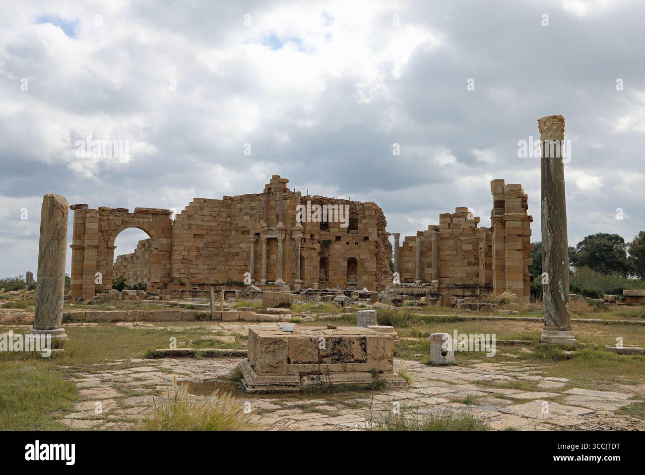 Das Nympheum bei Leptis Magna wurde für die Ankunft von Septimius Severus im 3. Jahrhundert erbaut Stockfoto