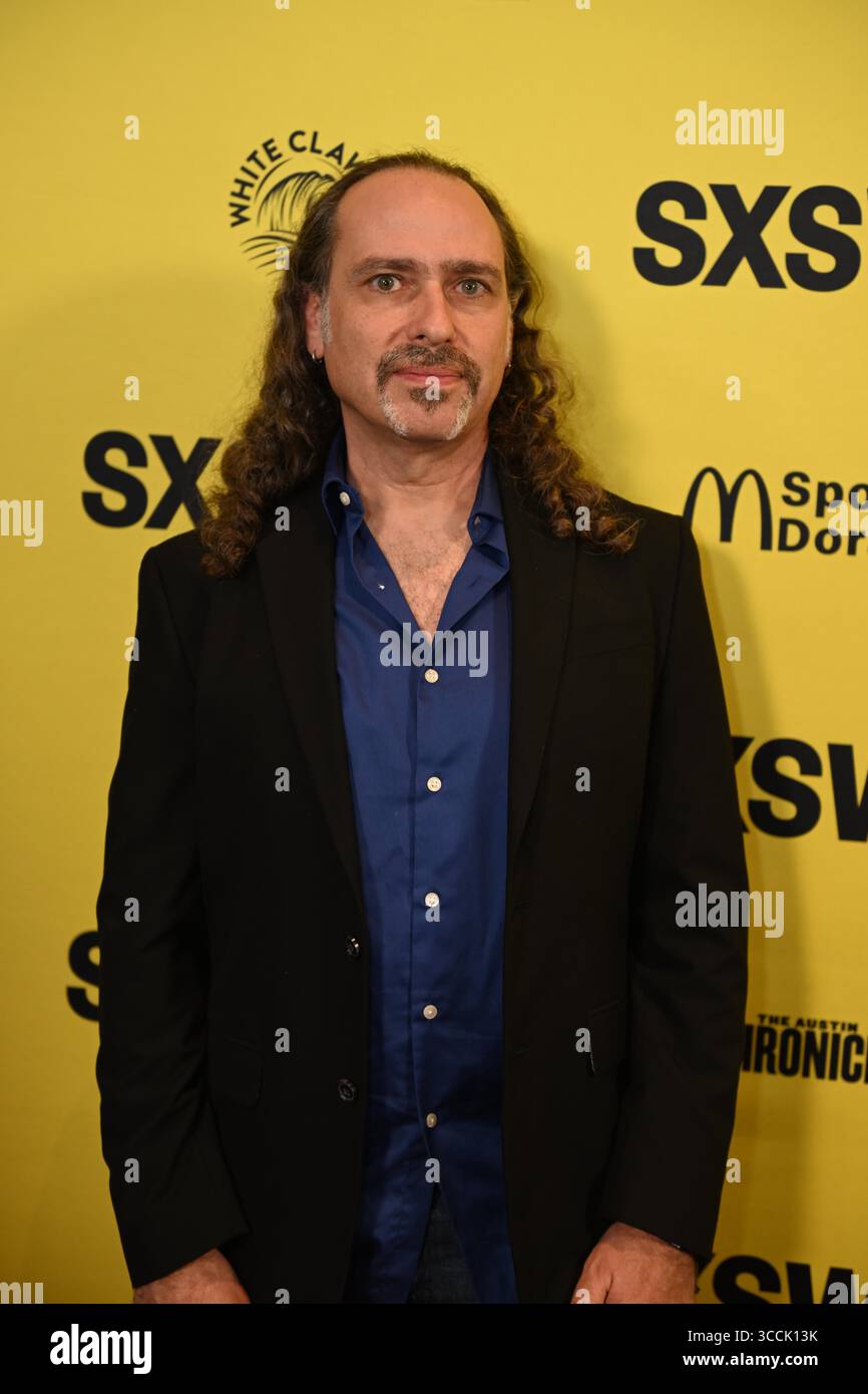 16. März 2023, Austin, TX, Vereinigte Staaten von Amerika: 16. März 2023: Regisseur der Fotografie und Co-Produzent ROBERT MURATORE on the Red Carpet für Ã’You Can Call Me BillÃ“ im Paramount Theatre während der SXSW Conference & Festivals 2023 in Austin, Texas. (Bild: © Tom Walko/ZUMA Press Wire) Stockfoto