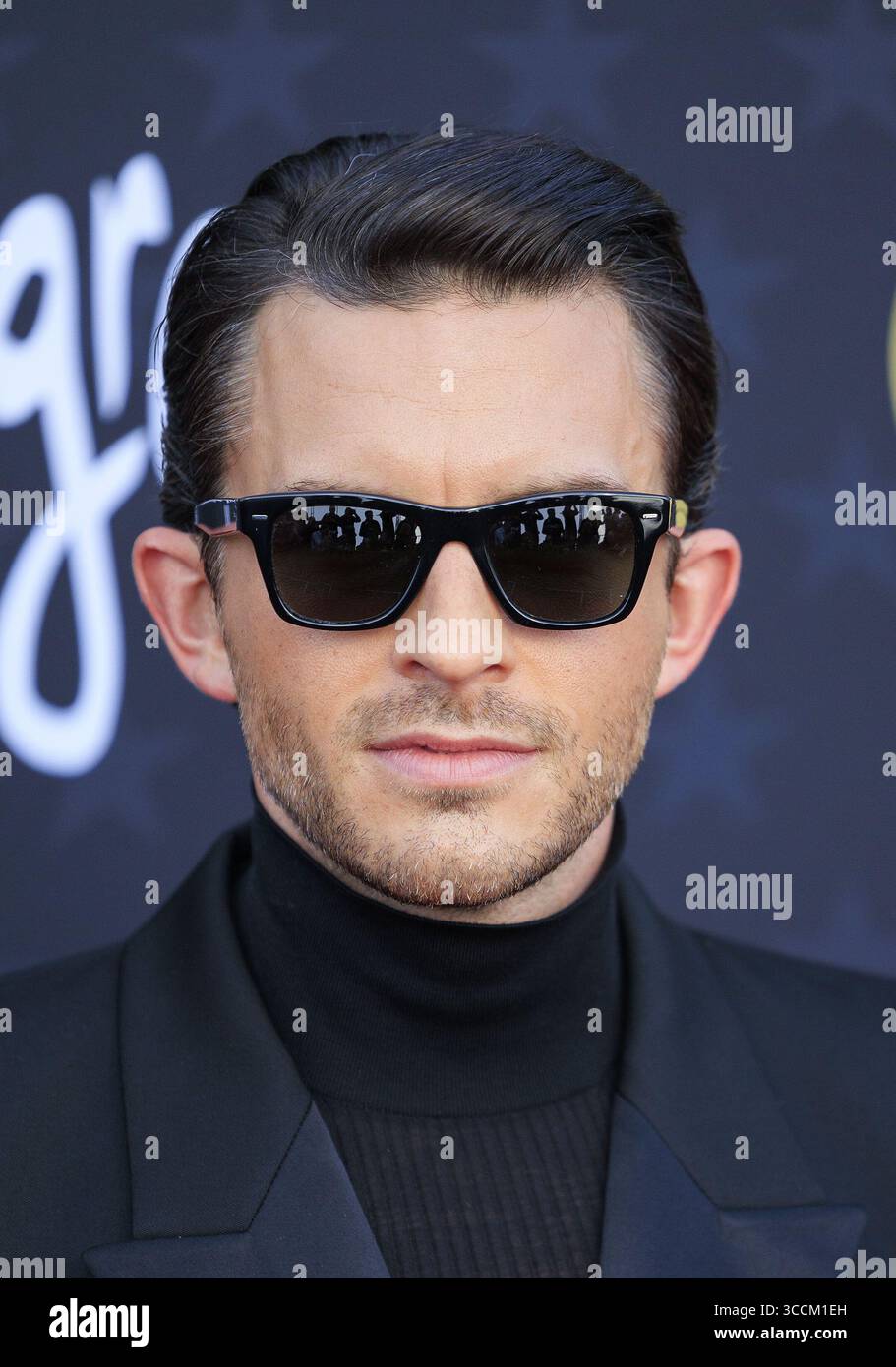 14. Januar 2024, Santa Monica, Kalifornien, USA: Jonathan Bailey auf dem roten Teppich der 29. Critics Choice Awards am Sonntag, den 14. Januar 2023, im Barker Hanger in Santa Monica, Kalifornien. JAVIER ROJAS (Foto: © PI via ZUMA Press Wire) Stockfoto
