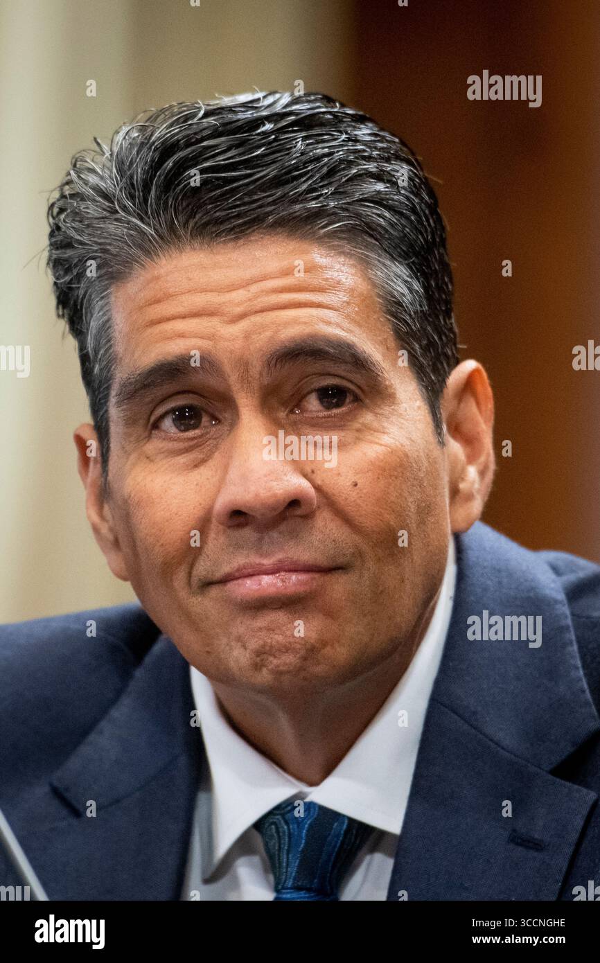 13. Juli 2023, Washington, District of Columbia, USA: Seine Exzellenz Surangel S. Whipps Jr., Präsident der Republik Palau, erscheint vor einer Anhörung des Senatsausschusses für Energie und natürliche Ressourcen, um den Compact of Free Association Amendment Act von 2023 zu prüfen, im Dirksen Senate Office Building in Washington, DC, Donnerstag, 13. Juli 2023 (Kreditbild: © Rod Lamkey/CNP via ZUMA Press Wire) Stockfoto