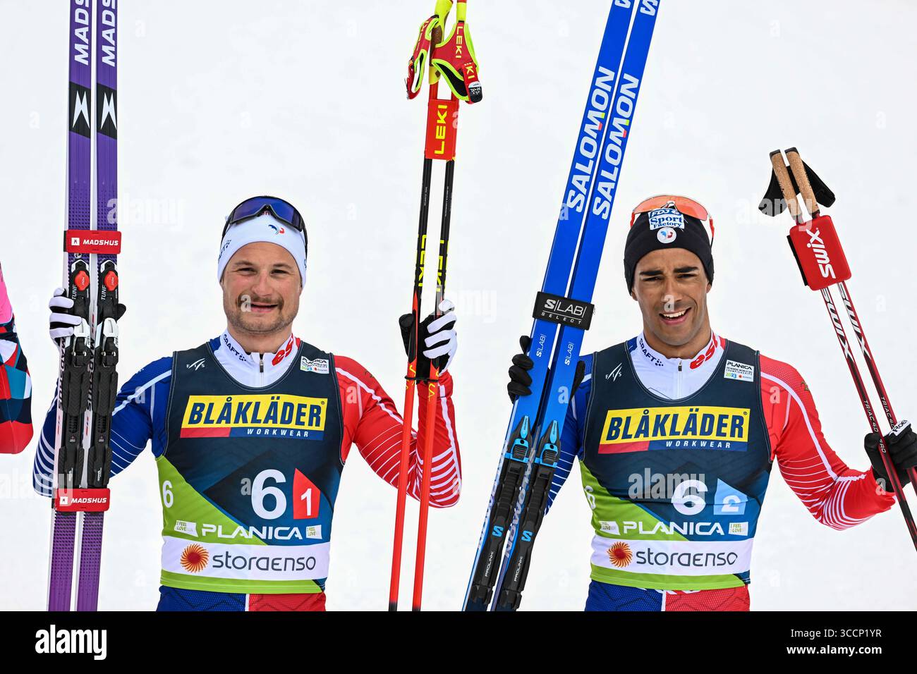26. Februar 2023, Planica, Slowenien: Dritter Platz Richard Jouve und Renaud Jay aus Frankreich feiern während des man's Team Sprint Free Race Wettbewerbs bei der FIS Nordischen Ski-Weltmeisterschaft 2023. (Kreditbild: © Andrej Tarfila/SOPA Images via ZUMA Press Wire) Stockfoto