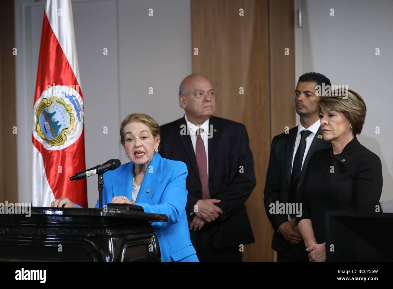 30. März 2023: 30/03/2023 Segunda reunioÃŒÂ n con varia autoridades de Seguridad Nacional, en la fotografÃÂ­a diputada Gloria Navas Montero (Bild: © Asamblea Legislativa/La Nacion Via ZUMA Press) Stockfoto