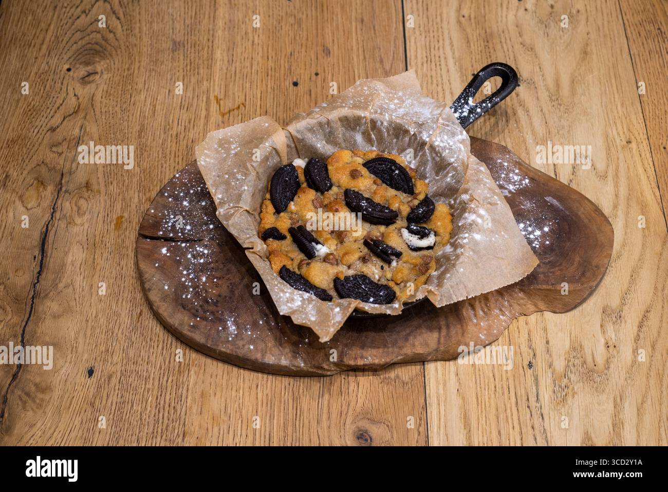 Sheffield, Großbritannien 17. März 2020: Köstlicher Oreo-Keksenteig mit Oreo-Keksen-Stücken von Unit Sheffield Stockfoto