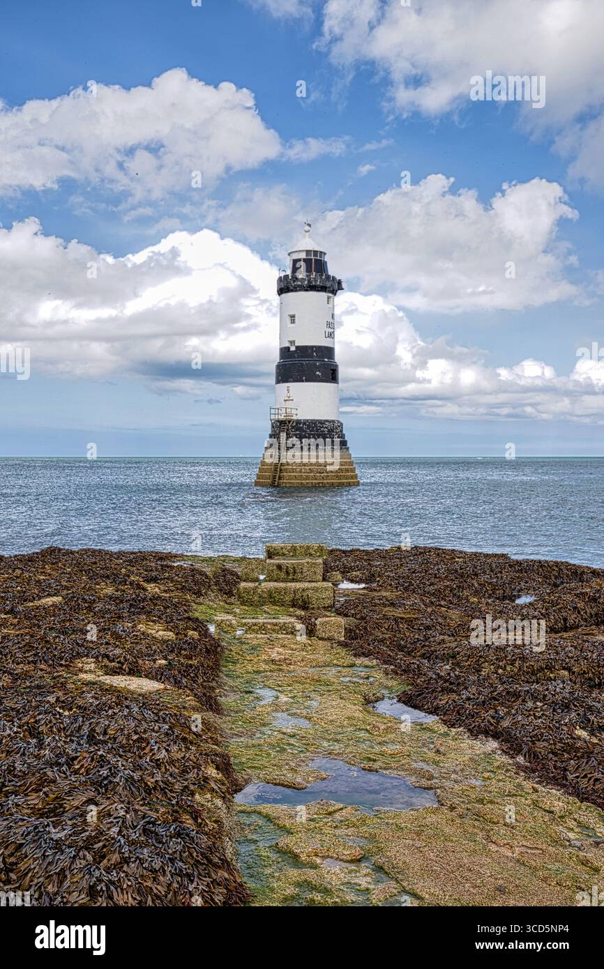 Penmon Leuchtturm, Anglesey, North Wales, UK Stockfoto