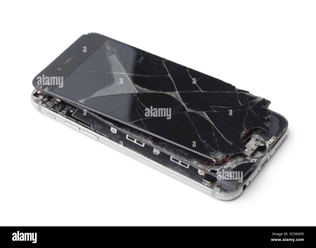 Zertrümmertes Smartphone mit defektem Bildschirm, isoliert auf weiß Stockfoto