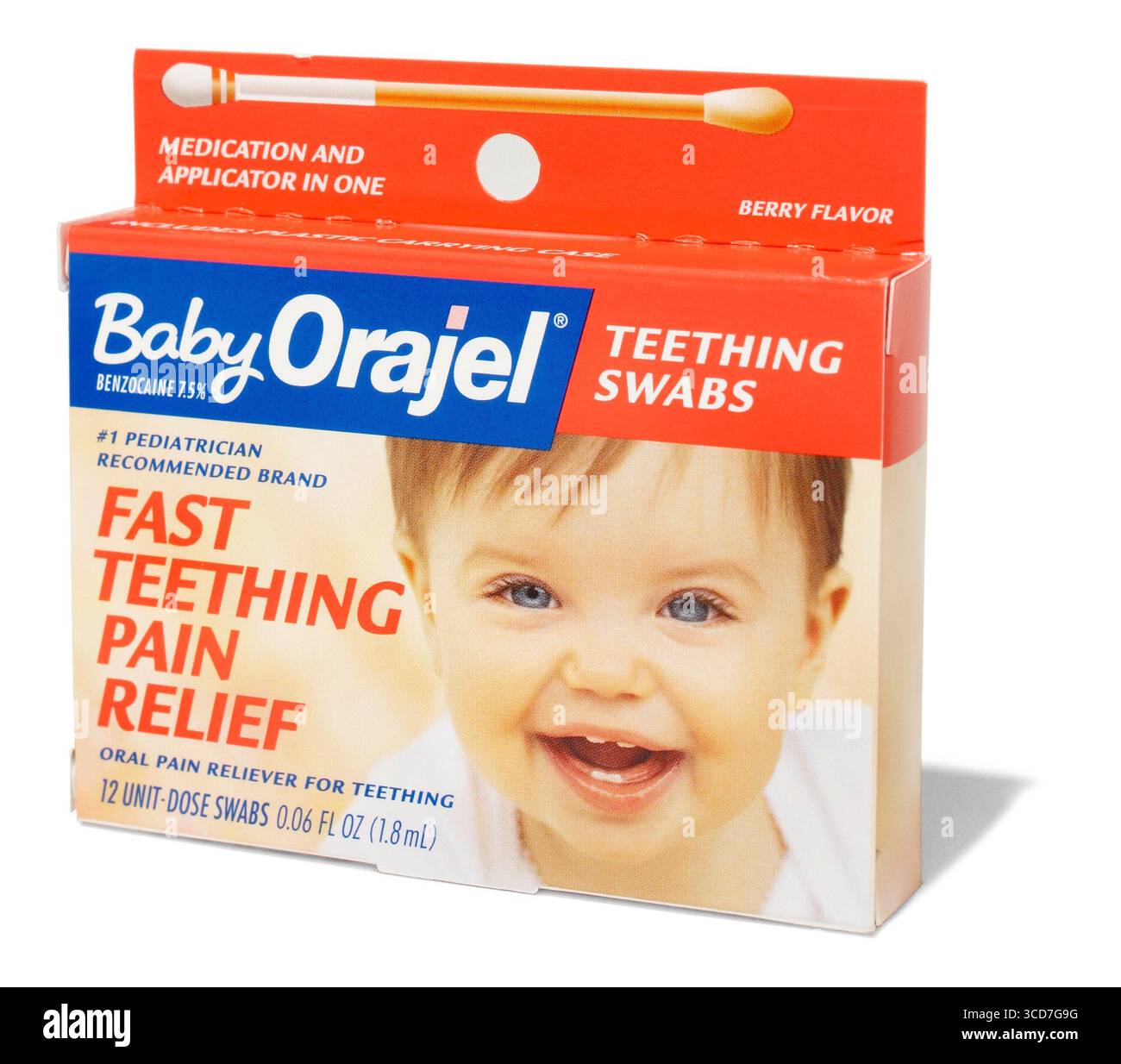 Orajel-Zahnungstupfer auf weißem Hintergrund Stockfoto