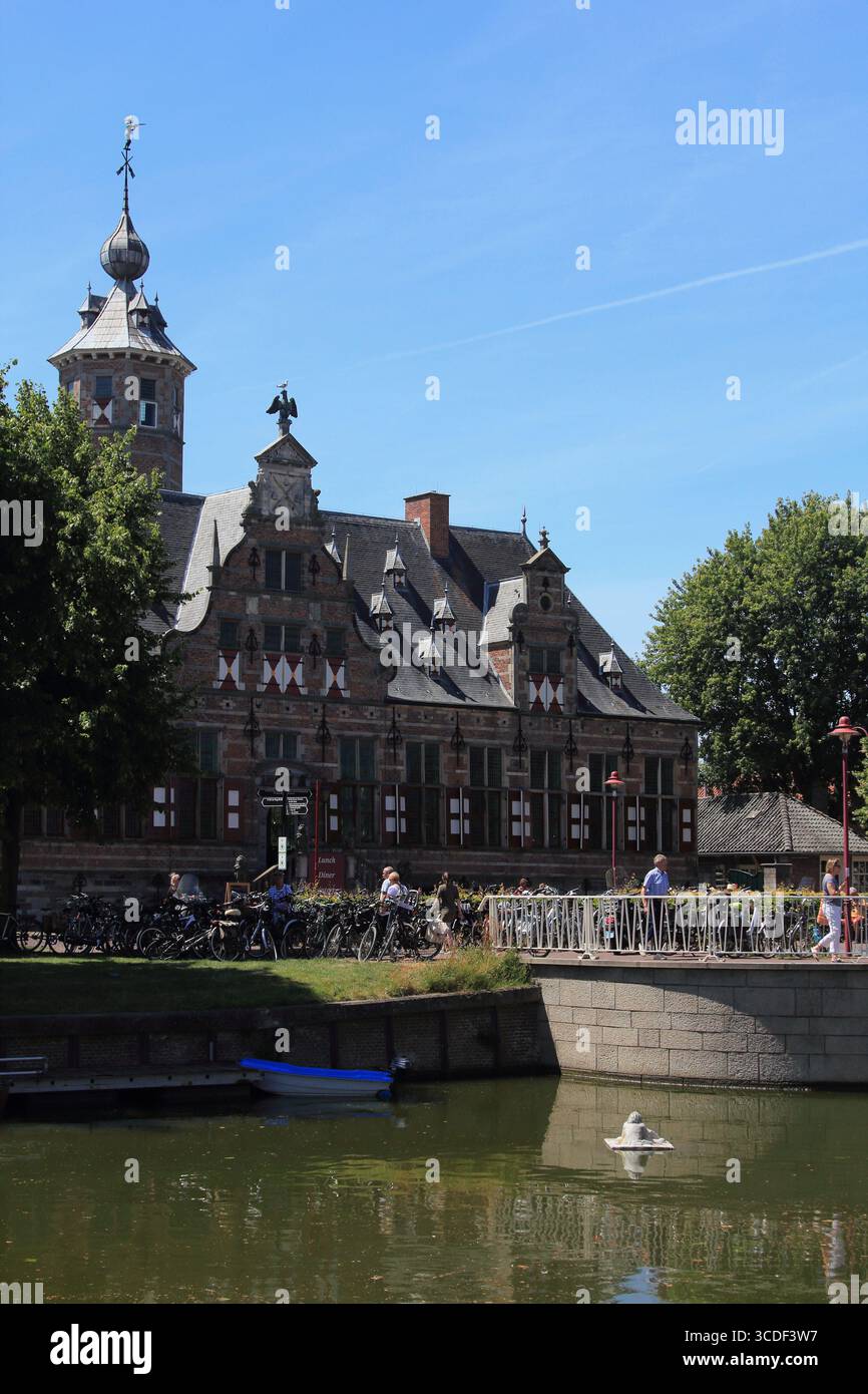 Middelburg, Niederlande 4. Juli 2019: Ist eine Stadt und Gemeinde im Südwesten der Niederlande, die als Hauptstadt der Provinz Zeeland dient. Stockfoto