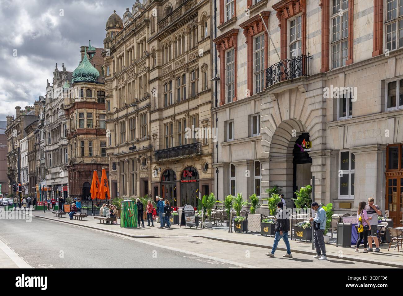 Blick auf die Straße in der Innenstadt von Liverpool Stockfoto