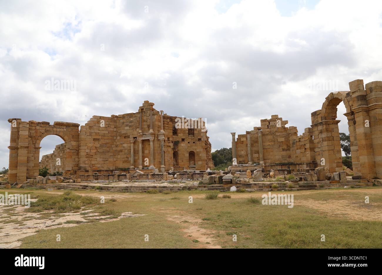 Ruinen des Nympheums bei Leptis Magna Stockfoto