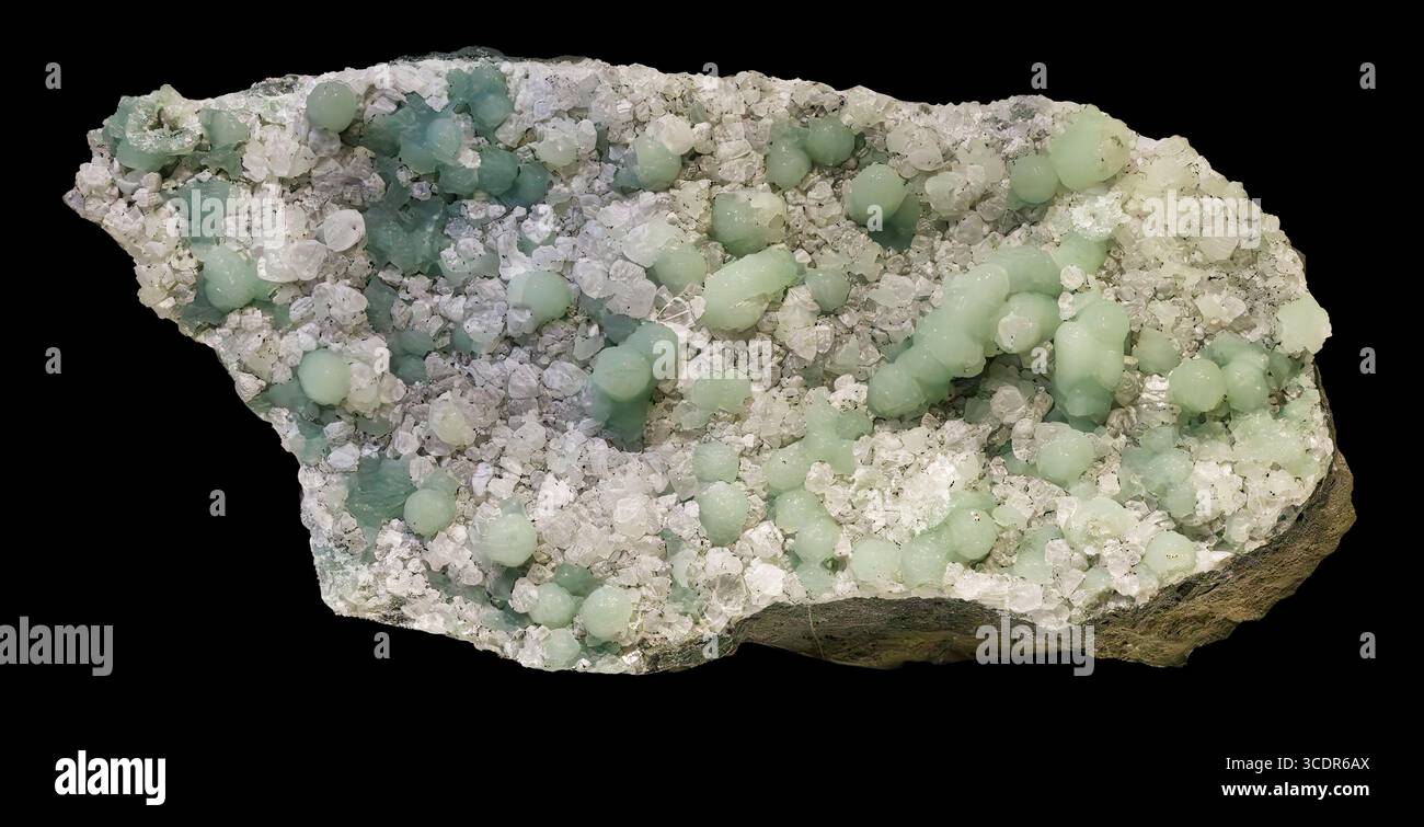 Prehnit auf Calcit (Ca₂ Al(AlSi₃O₁₀)(OH)₂ on CaCO₃), New Street Quarry, West Paterson, Passaic County, New Jersey, USA Stockfoto