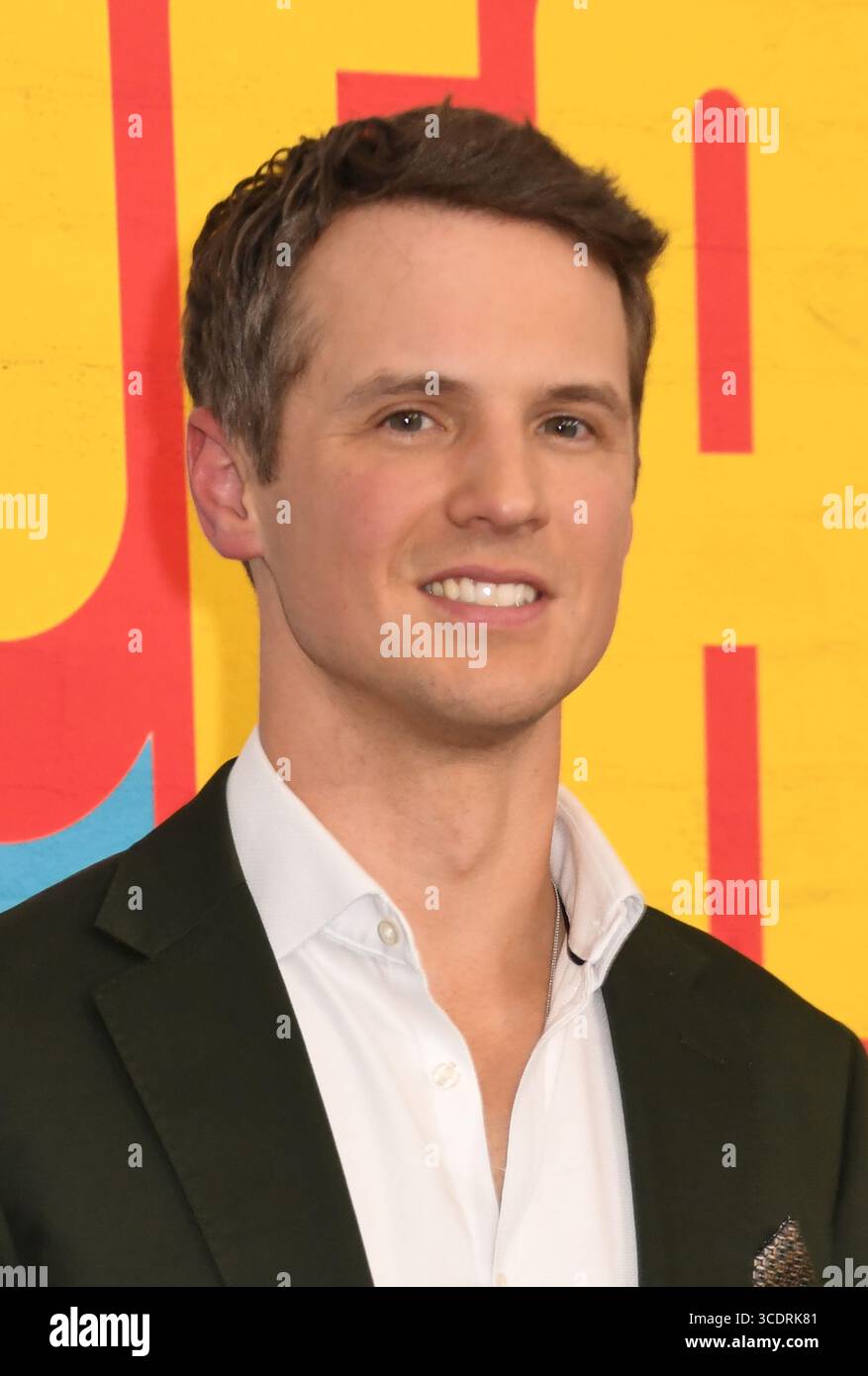 New York, NY, USA. August 2025. Freddie Stroma bei der HBO Max Staffel 2 Premiere von Peacemaker im AMC Cinemas am 13. August 2025 in New York City. Quelle: Mpi099/Media Punch/Alamy Live News Stockfoto
