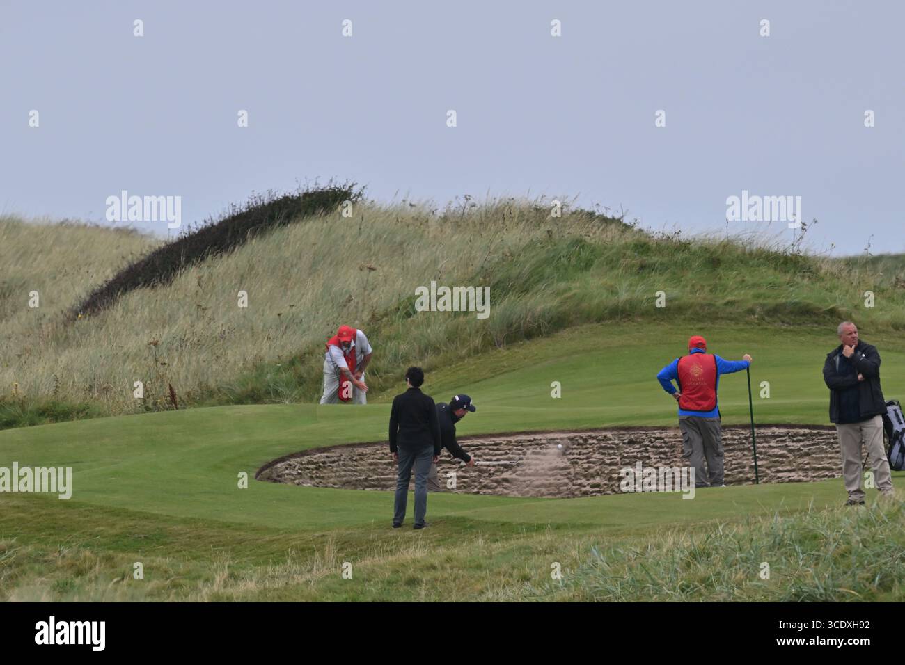 US-Vizepräsident JD Vance spielt Golf auf dem Trump Turnberry Golfplatz in South Ayrshire während seines Besuchs in Großbritannien. Bilddatum: Donnerstag, 14. August 2025. Stockfoto
