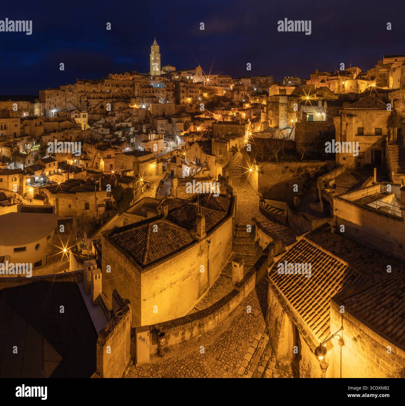 Matera - der Blick aus dem Tal. Stockfoto