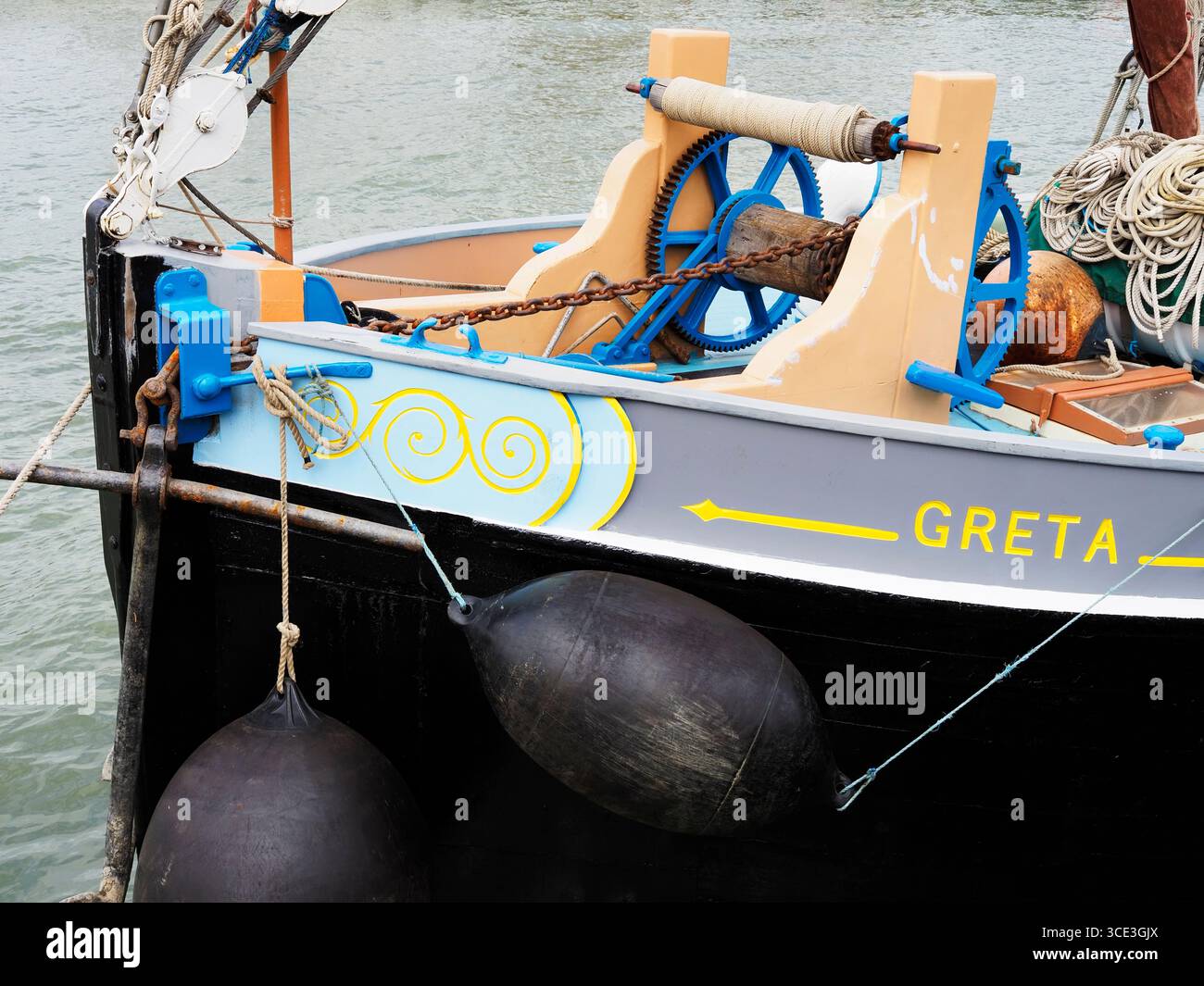 Die Greta Sailing Barge lag im Whitstable Harbour in Whitstable Kent England Stockfoto