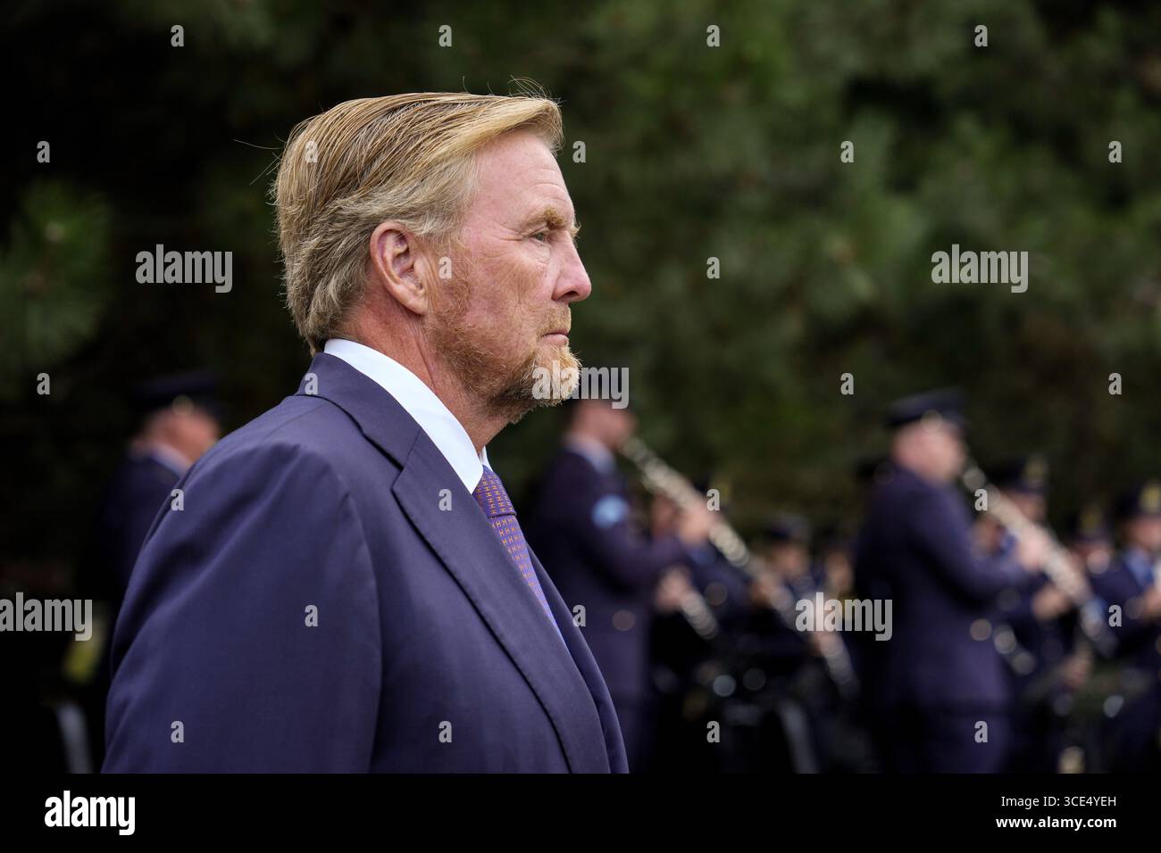 DEN HAAG - König Willem-Alexander während der nationalen Gedenkfeier an Niederländisch-Indien am Indischen Denkmal. In diesem Jahr jährt sich der 80. Jahrestag der Kapitulation Japans am 15. August 1945, die den Zweiten Weltkrieg für das Königreich der Niederlande beendete. ANP PHIL NIJHUIS niederlande raus - belgien raus Stockfoto