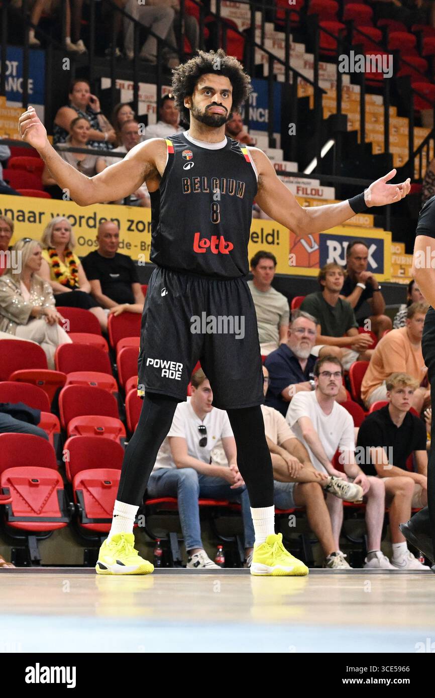 Charleroi, Belgien. August 2025. Der belgische Jean-Marc Mwema wurde während eines Basketballspiels zwischen der belgischen Nationalmannschaft Belgische Lions und Großbritannien am Freitag, den 15. August 2025 in Oostende in einem Freundschaftsturnier gezeigt. BELGA PHOTO MAARTEN STRAETEMANS Credit: Belga News Agency/Alamy Live News Stockfoto