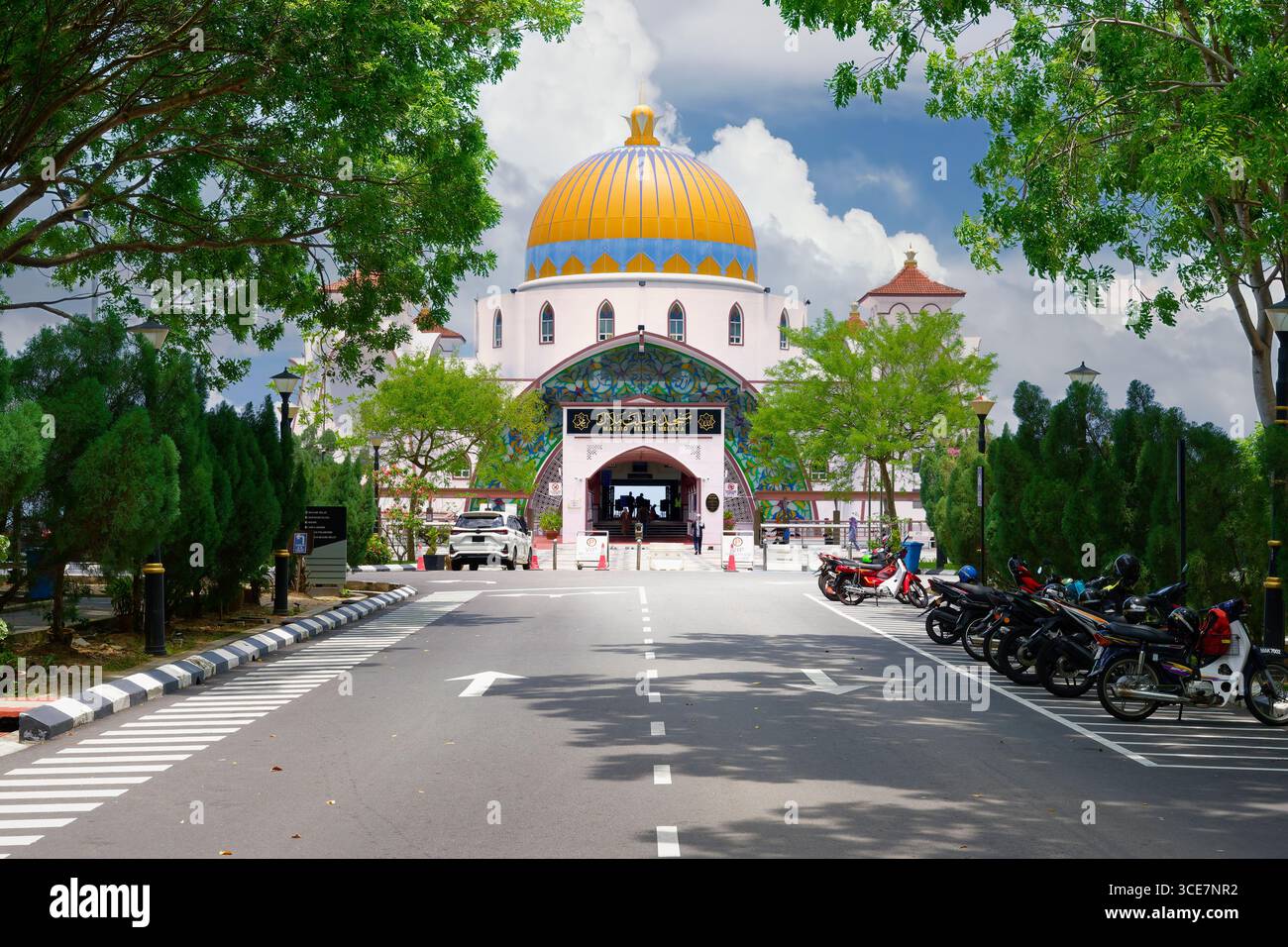 Eingang der Malakka-Straße oder Selat-Moschee, Malakka, Malaysia Stockfoto