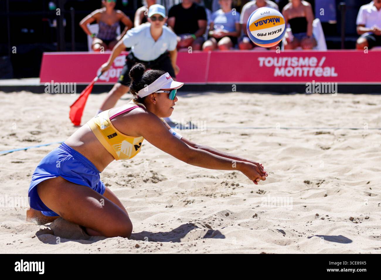 ANA Patricia Silva Ramos & Eduarda Santos Lisbonne ( Brasilien ) bei der Volleyball World Beach Pro Tour Montreal 2025 ( Kanada ) Stockfoto