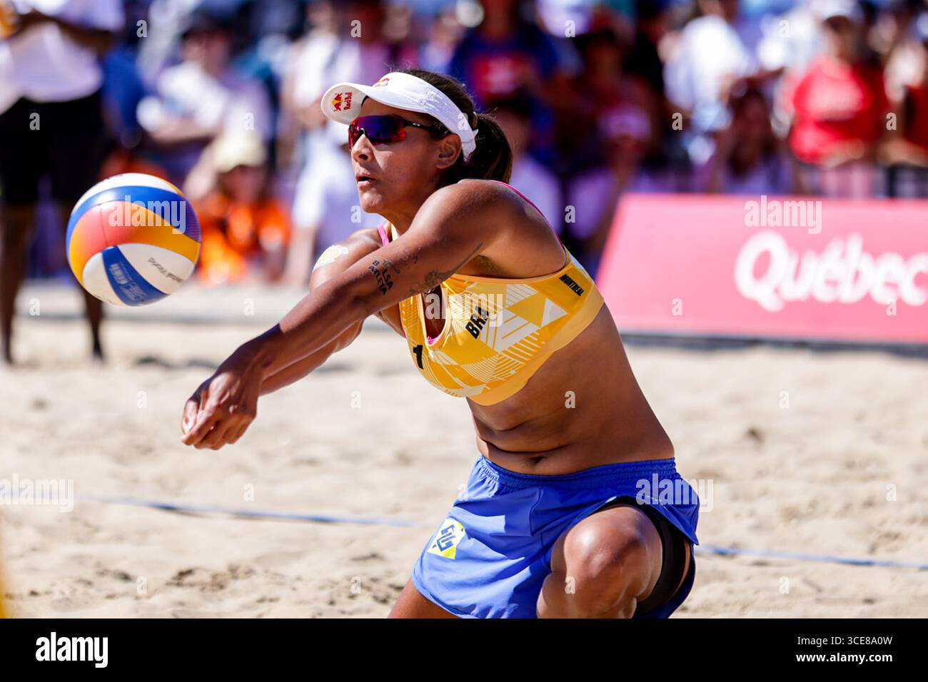 ANA Patricia Silva Ramos & Eduarda Santos Lisbonne ( Brasilien ) bei der Volleyball World Beach Pro Tour Montreal 2025 ( Kanada ) Stockfoto