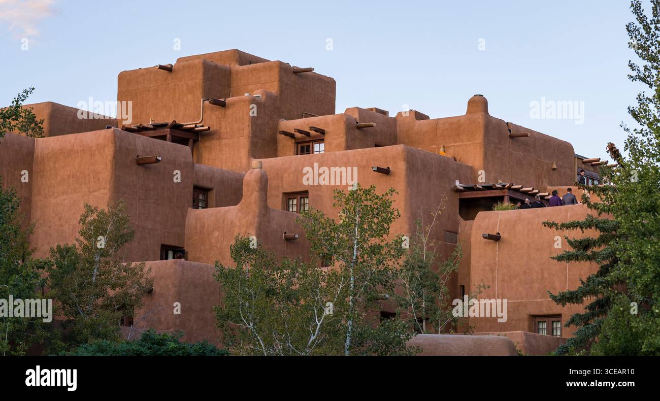 Inn and Spa at Loretto luxus hotel Gebäude im Adobe Stil, Santa Fe, Santa Fe County, New Mexico, USA Stockfoto