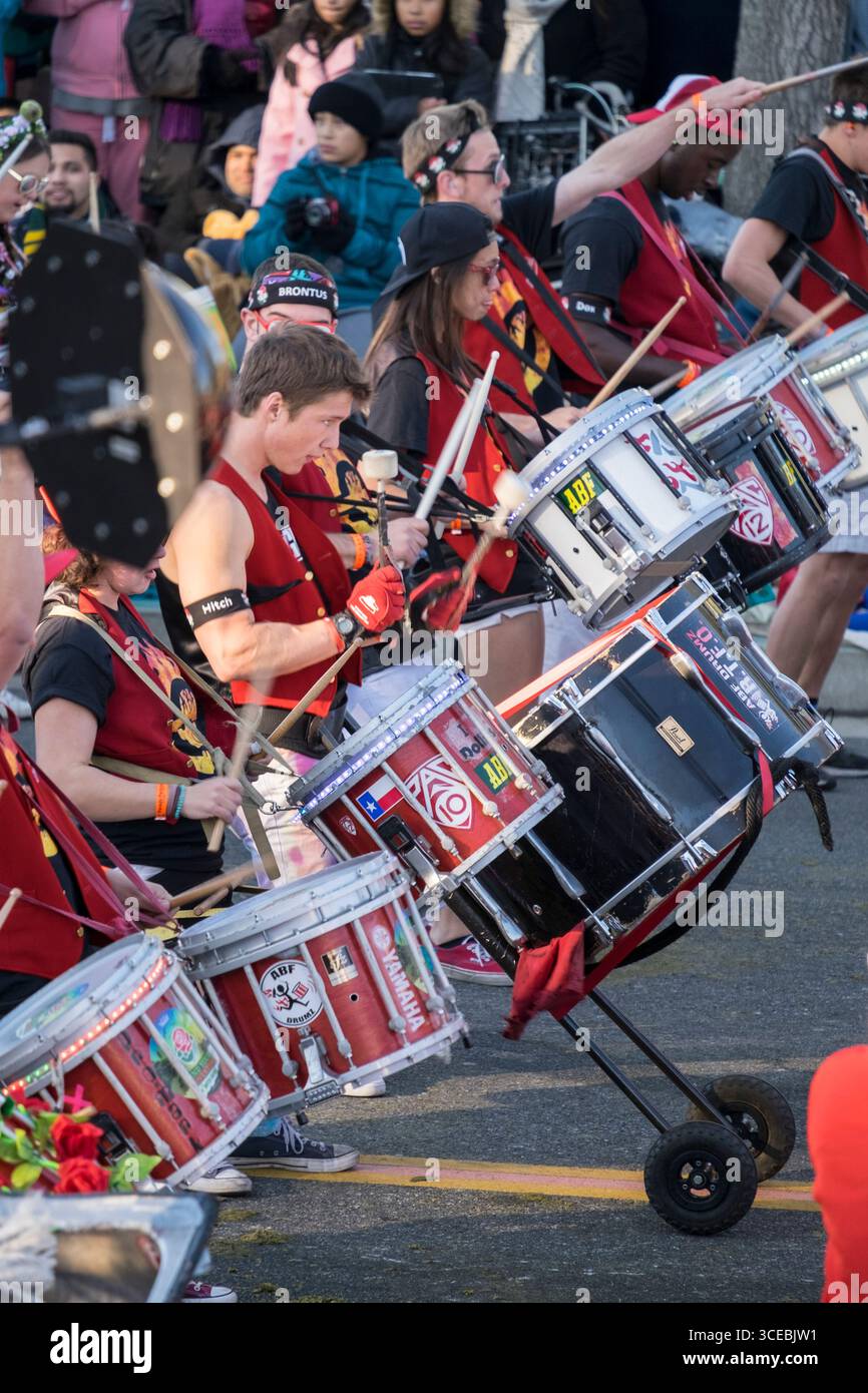 Stanford University Blaskapelle bei den Tournament of Roses 2016 Rose Parade, Pasadena, Los Angeles, Kalifornien, USA Stockfoto