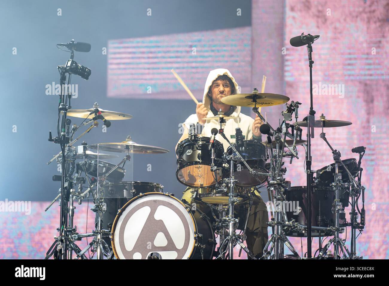 22. Juni 2025: Colin Brittain von Linkin Park tritt beim Hellfest Open Air Festival in Clisson auf Stockfoto