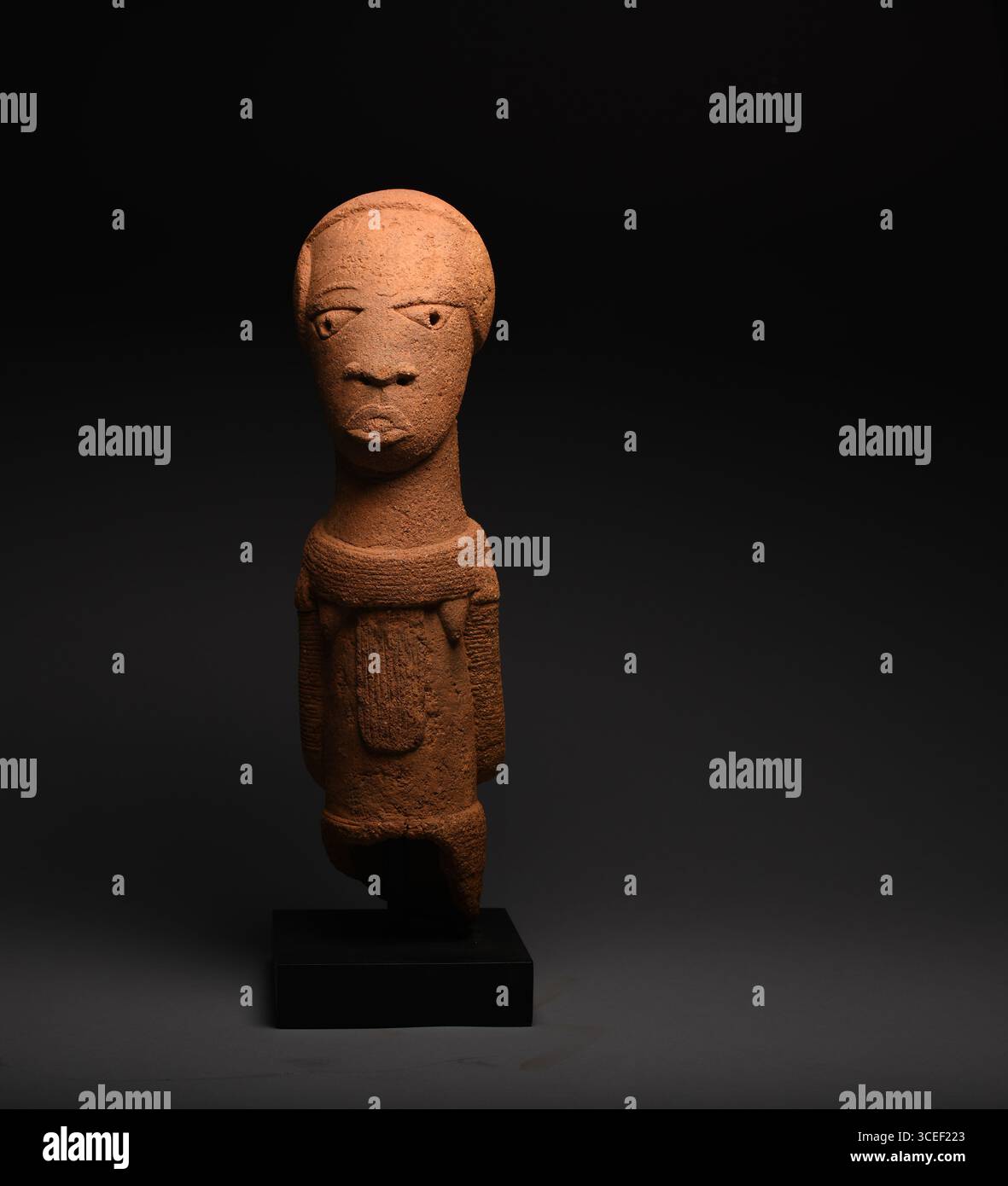 African Tribal Art: Nok Terrakotta Skulptur Stockfoto