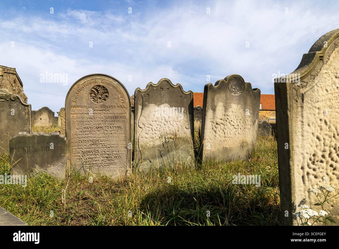 Friedhof der St. Mary's Church Anglican Parish in Whitby in North Yorkshire England Stockfoto